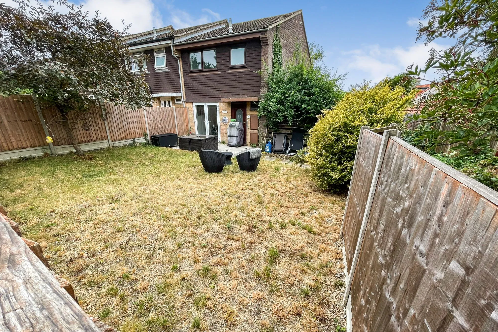 Land adjacent to 30 Panters, Hextable, Swanley, BR8 7RW