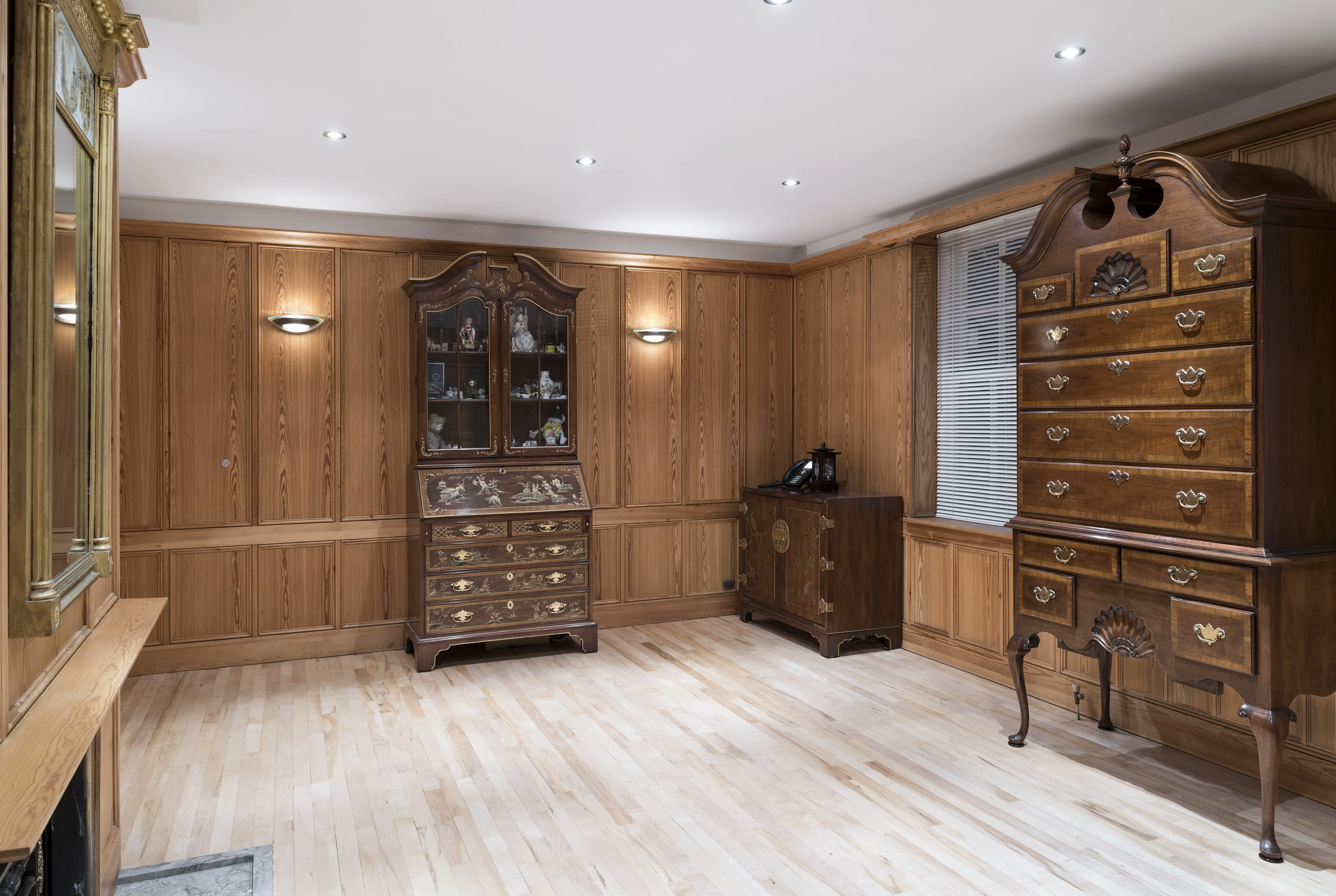 Sonning Court, Sonning-on-Thames, Berkshire, RG4 6UR