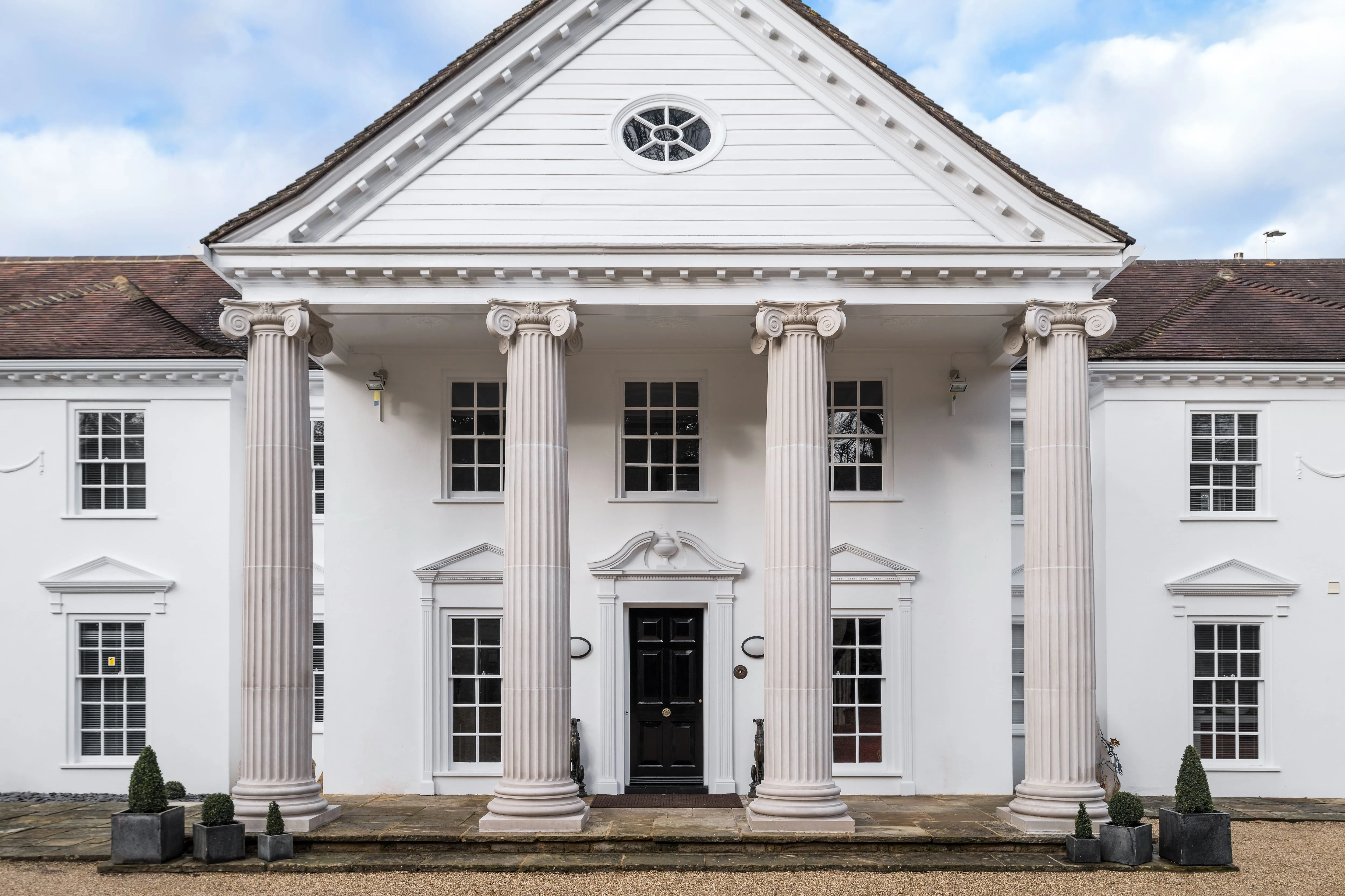 Sonning Court, Sonning-on-Thames, Berkshire, RG4 6UR
