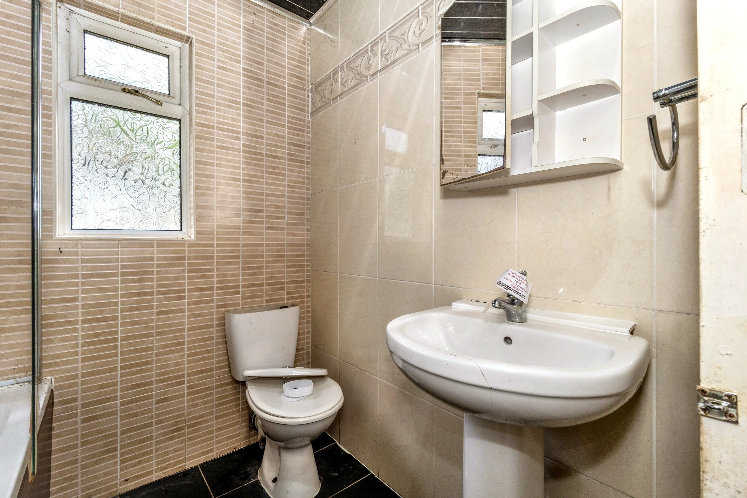 25 Westdean Crescent, Burnage, Manchester, M19 1GB