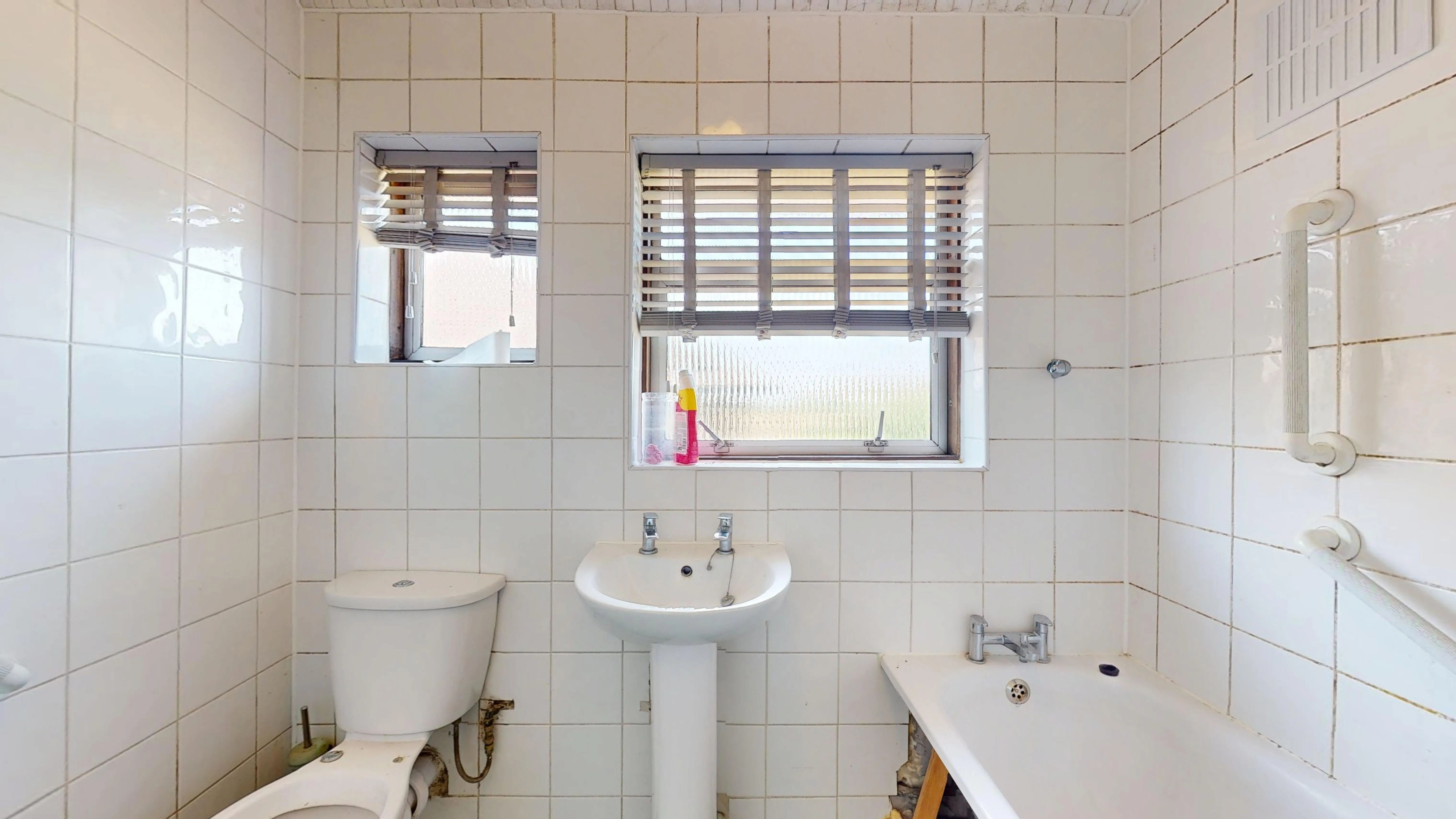 100 Crockenhill Road, Orpington, Kent, BR5 4DG