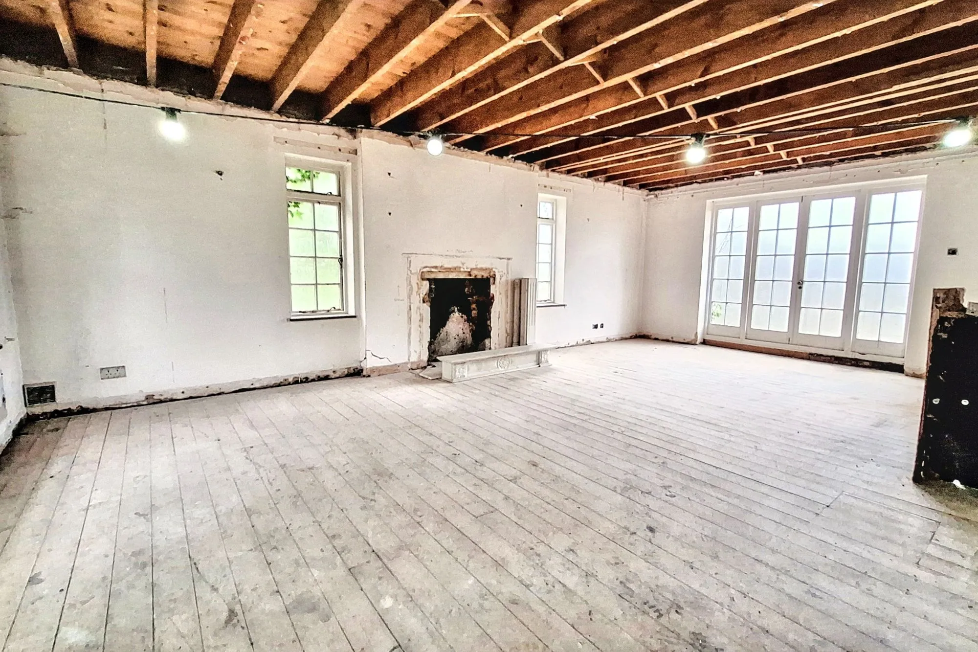 Mendota, Stonehouse Lane, Cookham, SL6 9TP