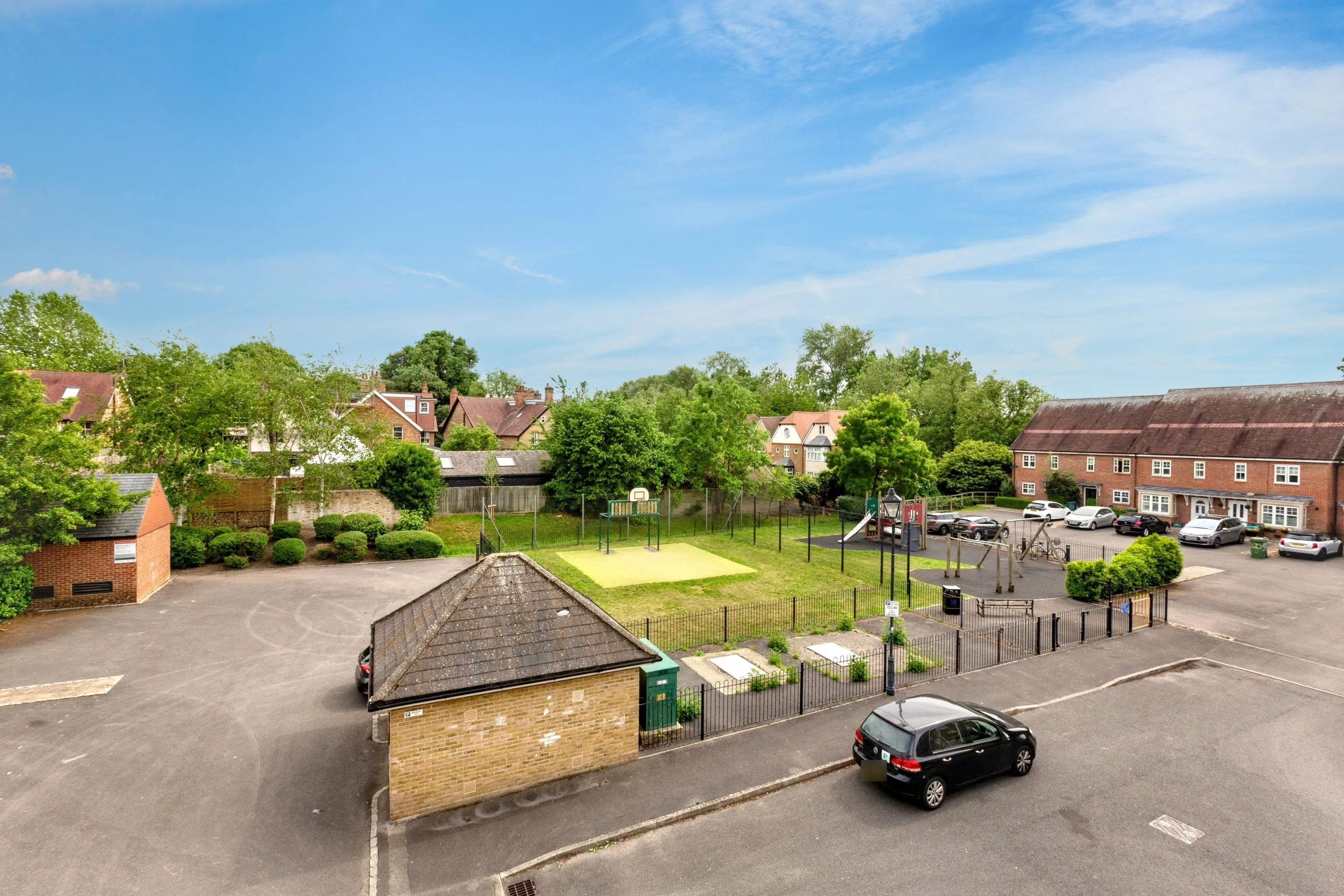 Flat 33, Elizabeth Jennings Way, Oxford, Oxfordshire, OX2 7EJ