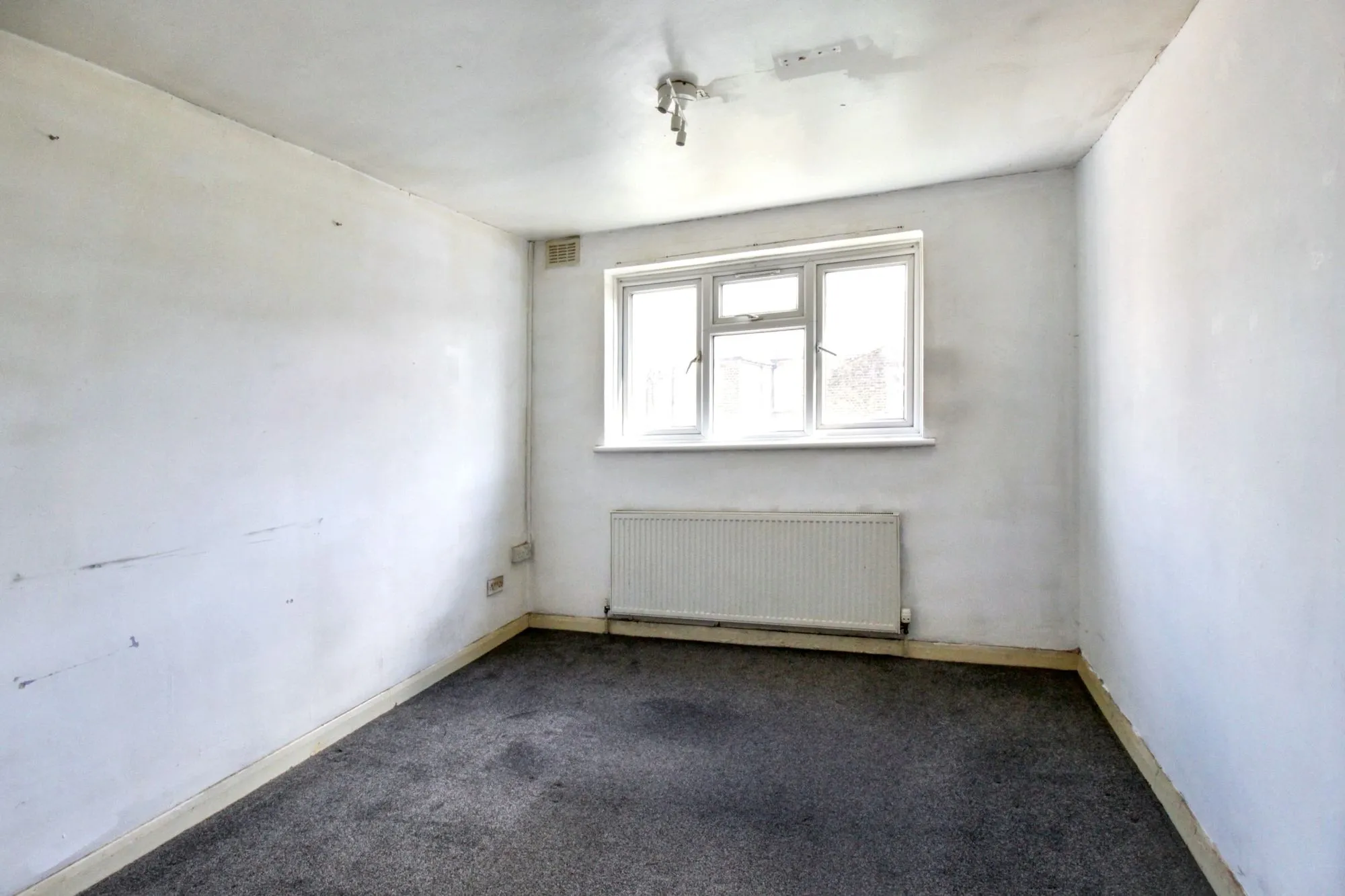 1 Dickens Road, East Ham, London E6 3BX