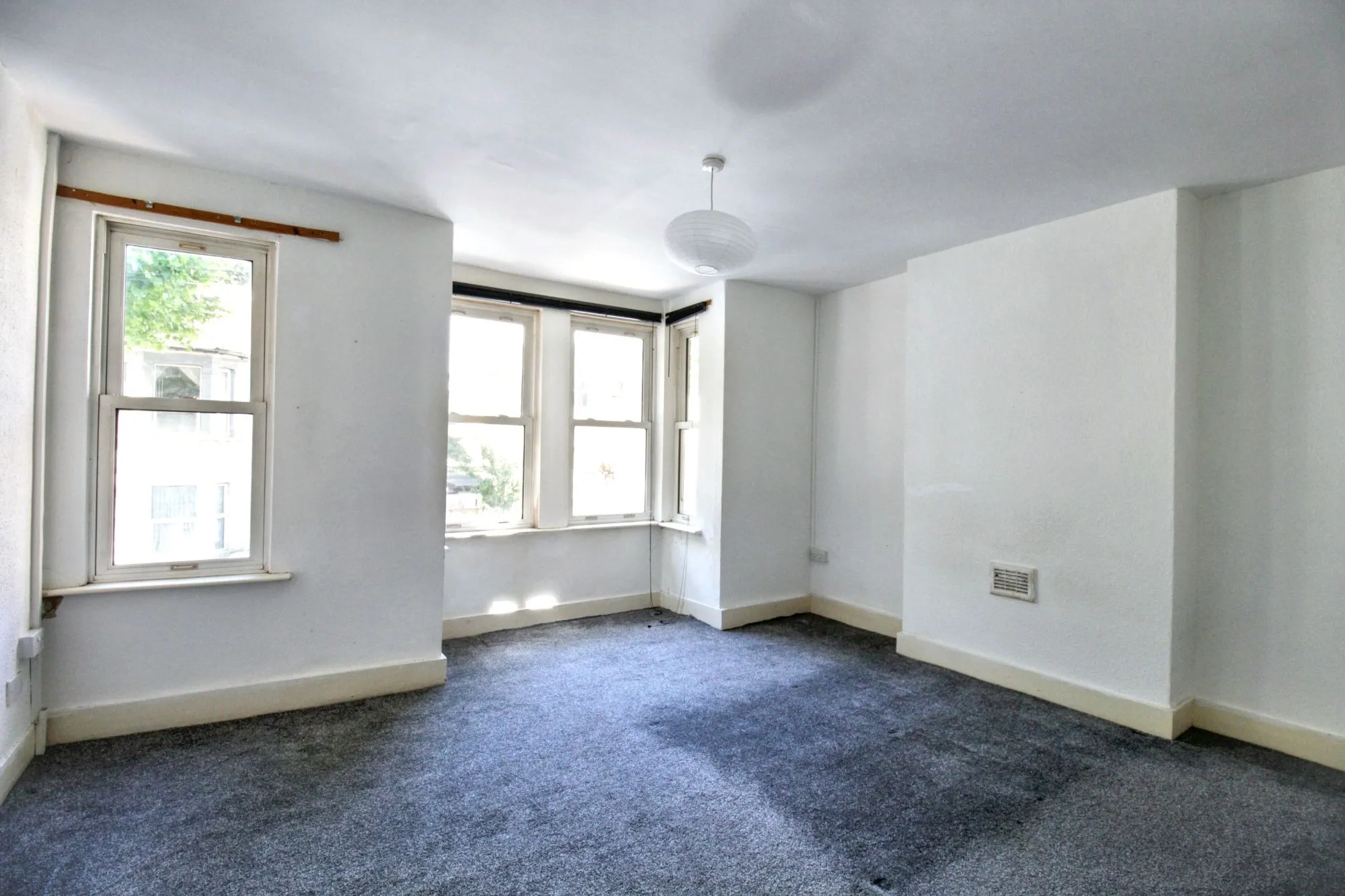 1 Dickens Road, East Ham, London E6 3BX