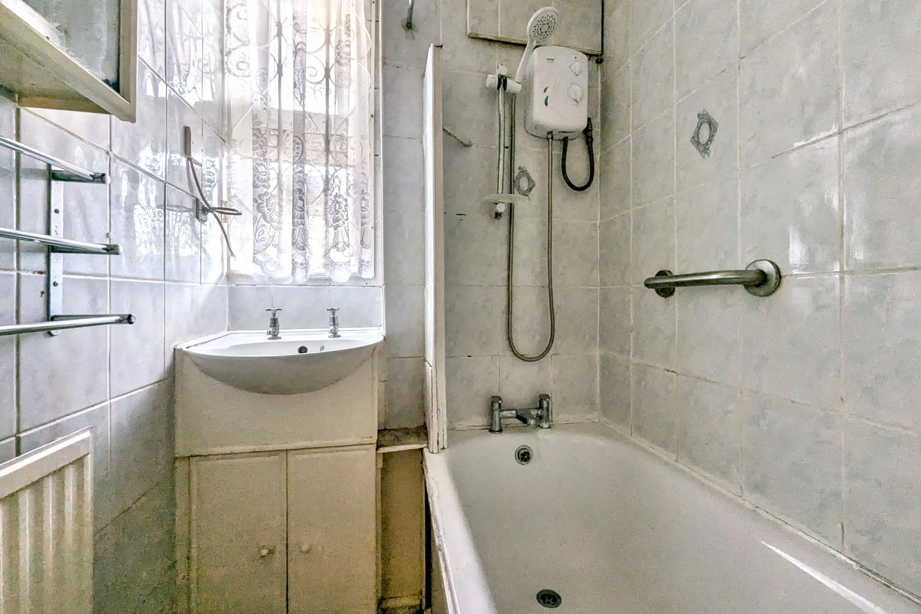 Flat 18, Bartell House, Tulse Hill, London, SW2 2LS