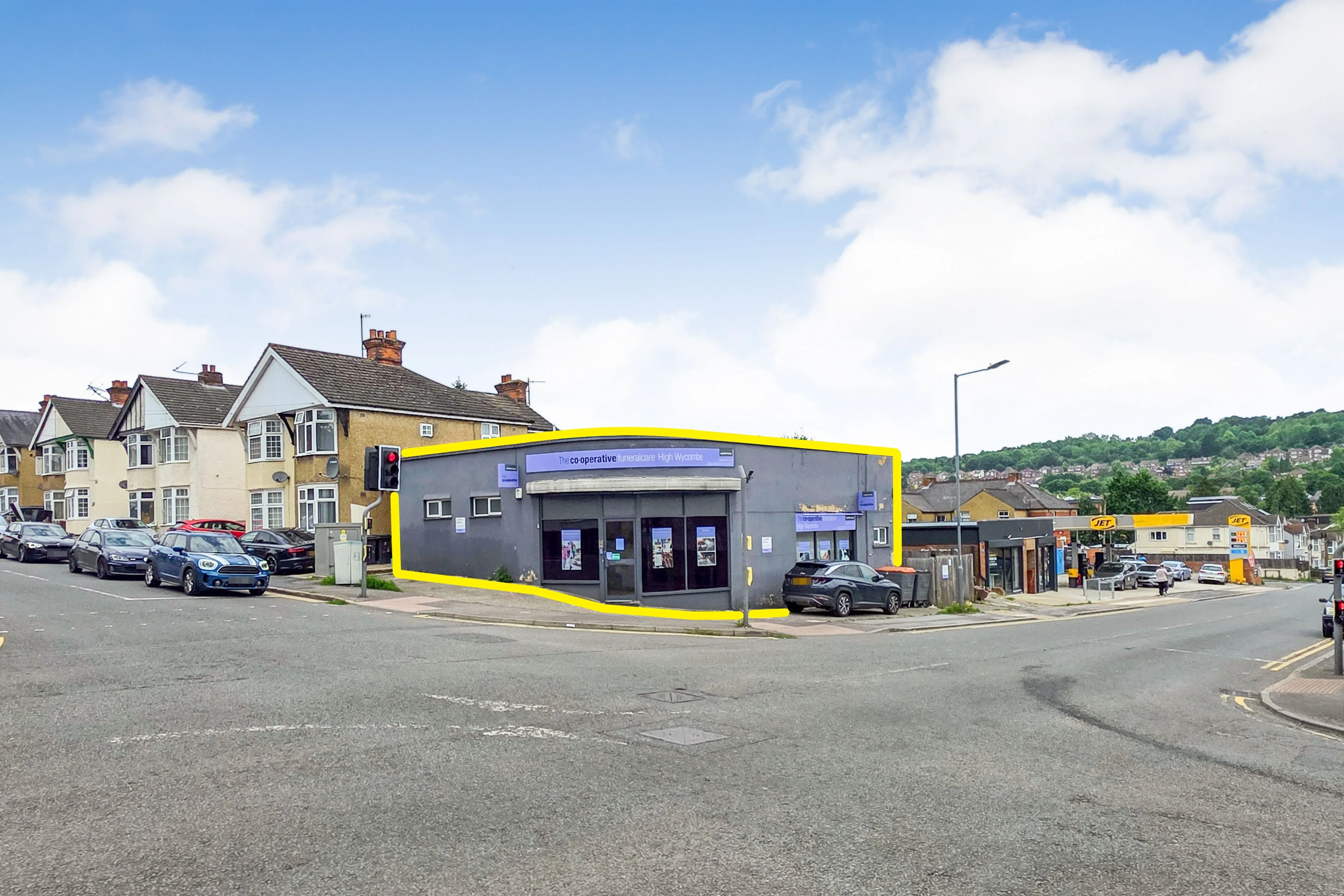 110 Dashwood Avenue, High Wycombe, HP12 3EB