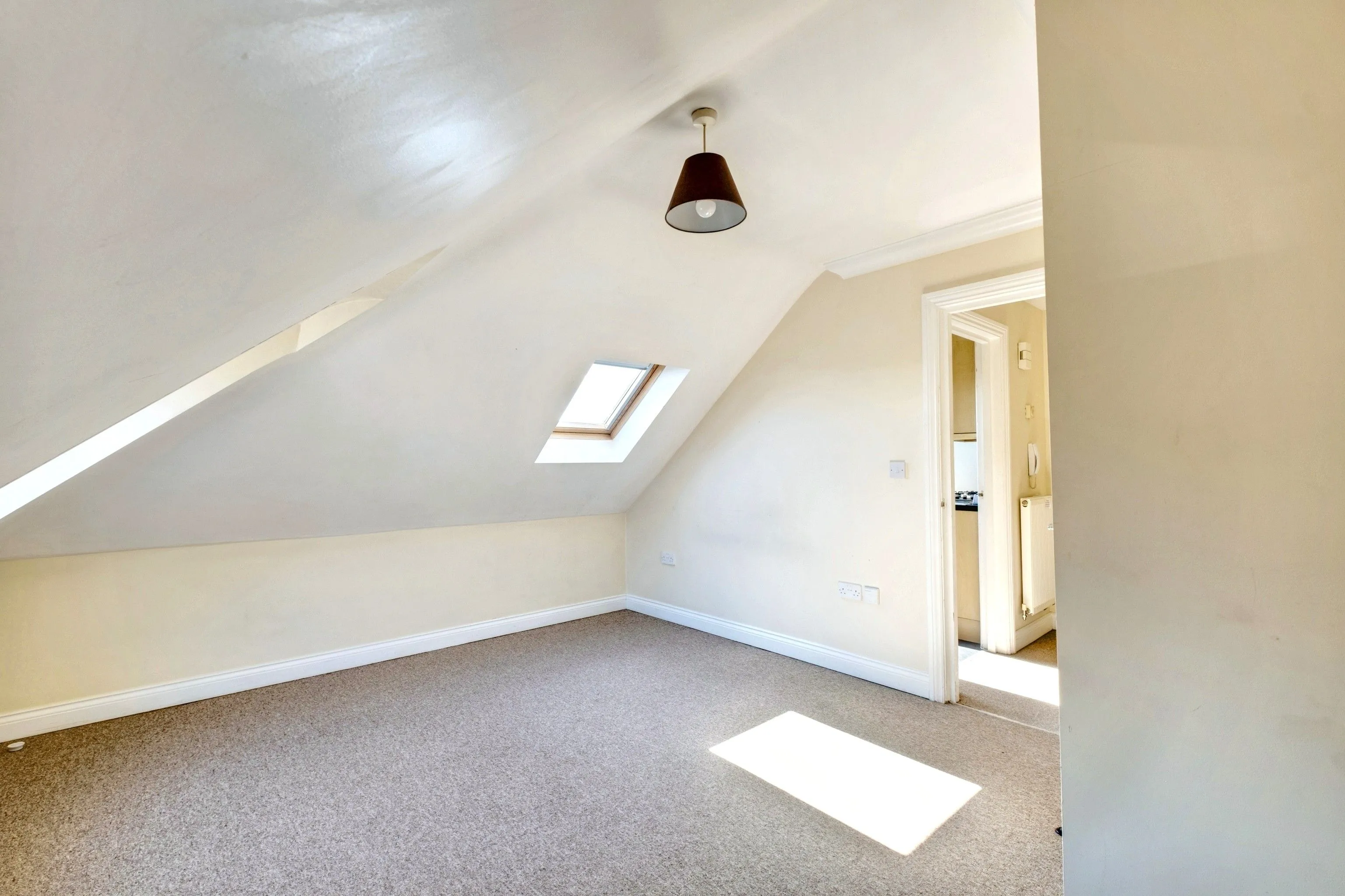 Flat 7, 9 Wycliffe Road, Bournemouth, Dorset  BH9 1JP