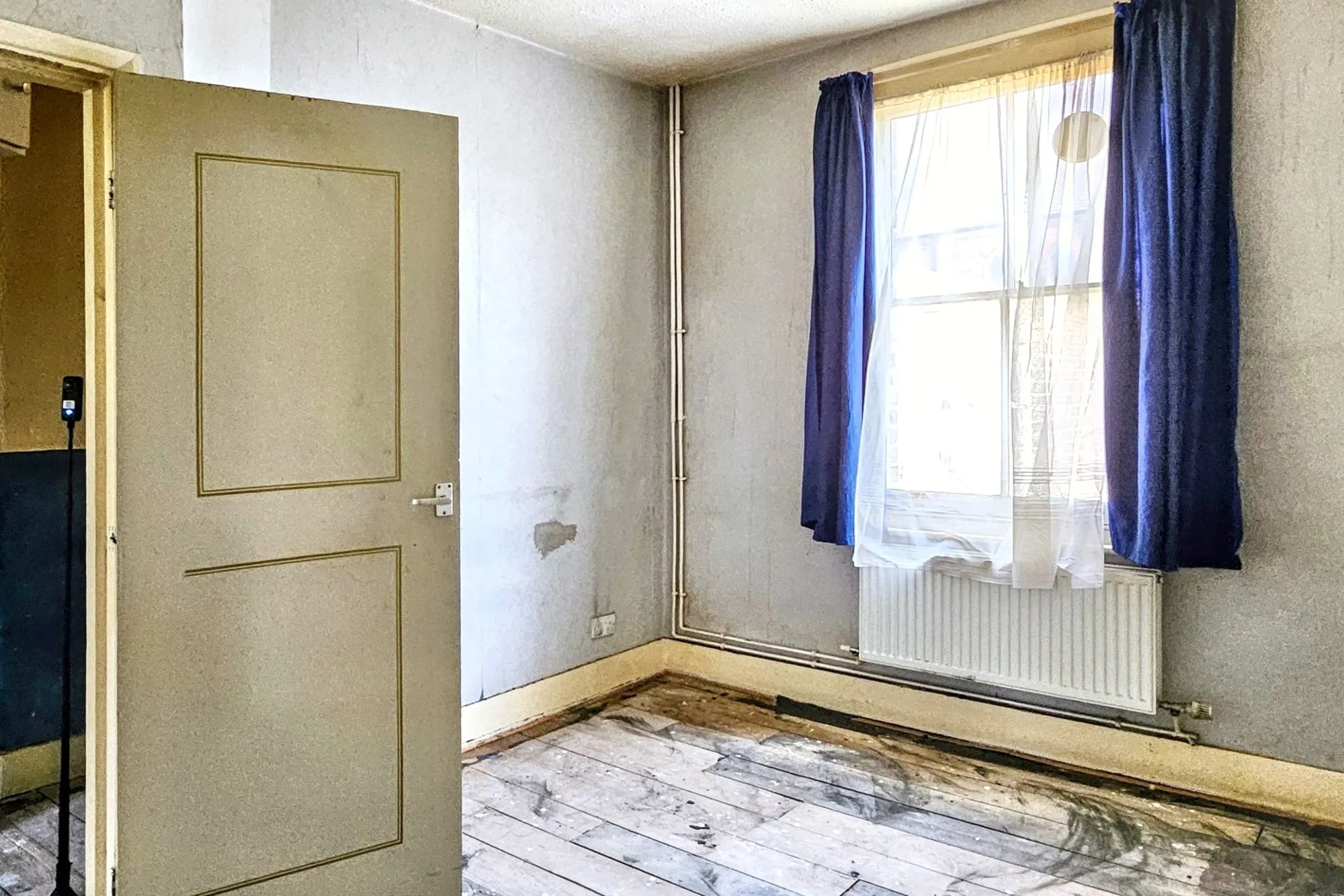 75b Stowe Road, Shepherd's Bush, London, W12 8BE