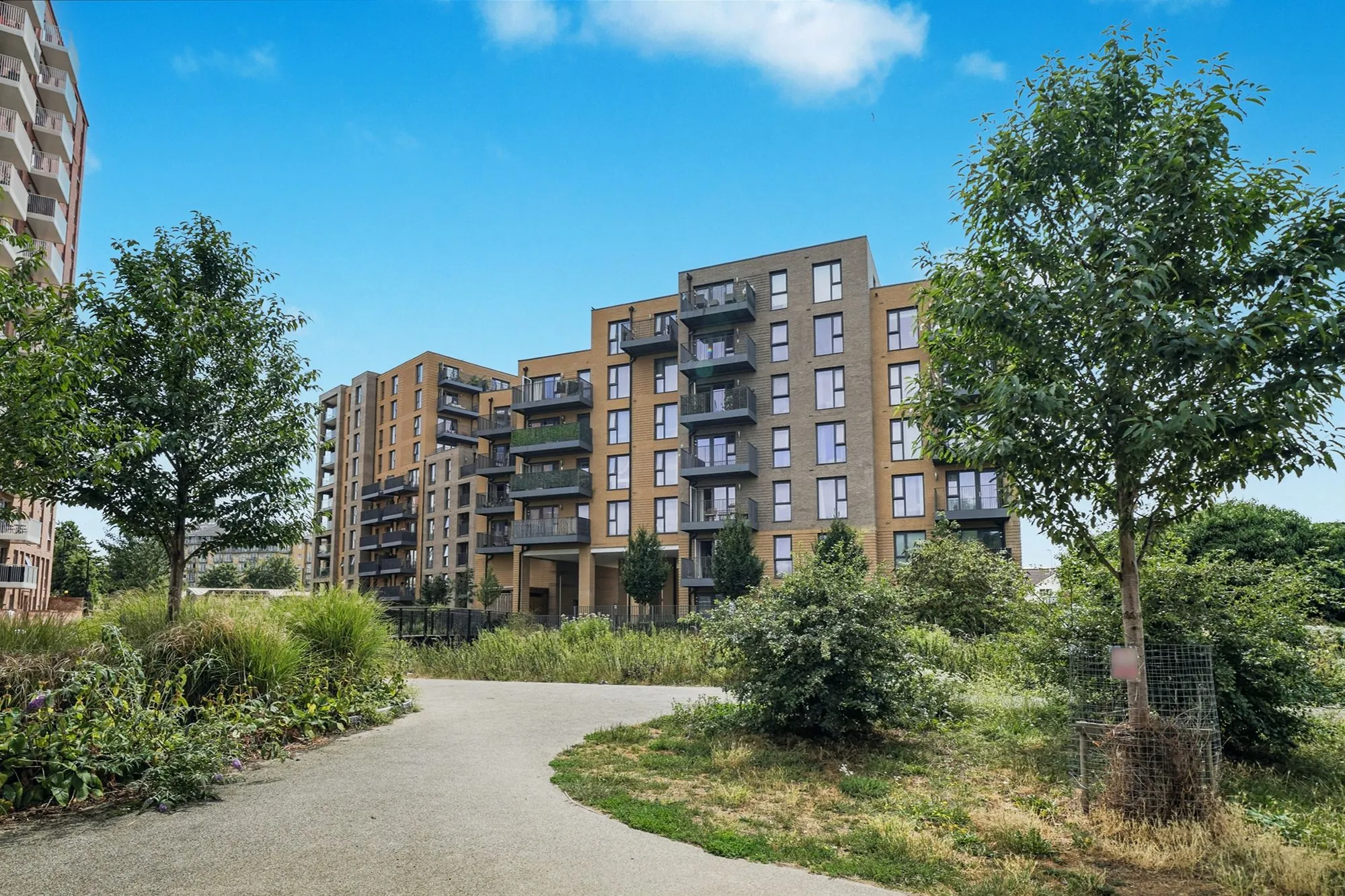 Flat 10, Denman House, 1 New Road, Feltham TW14 9AJ