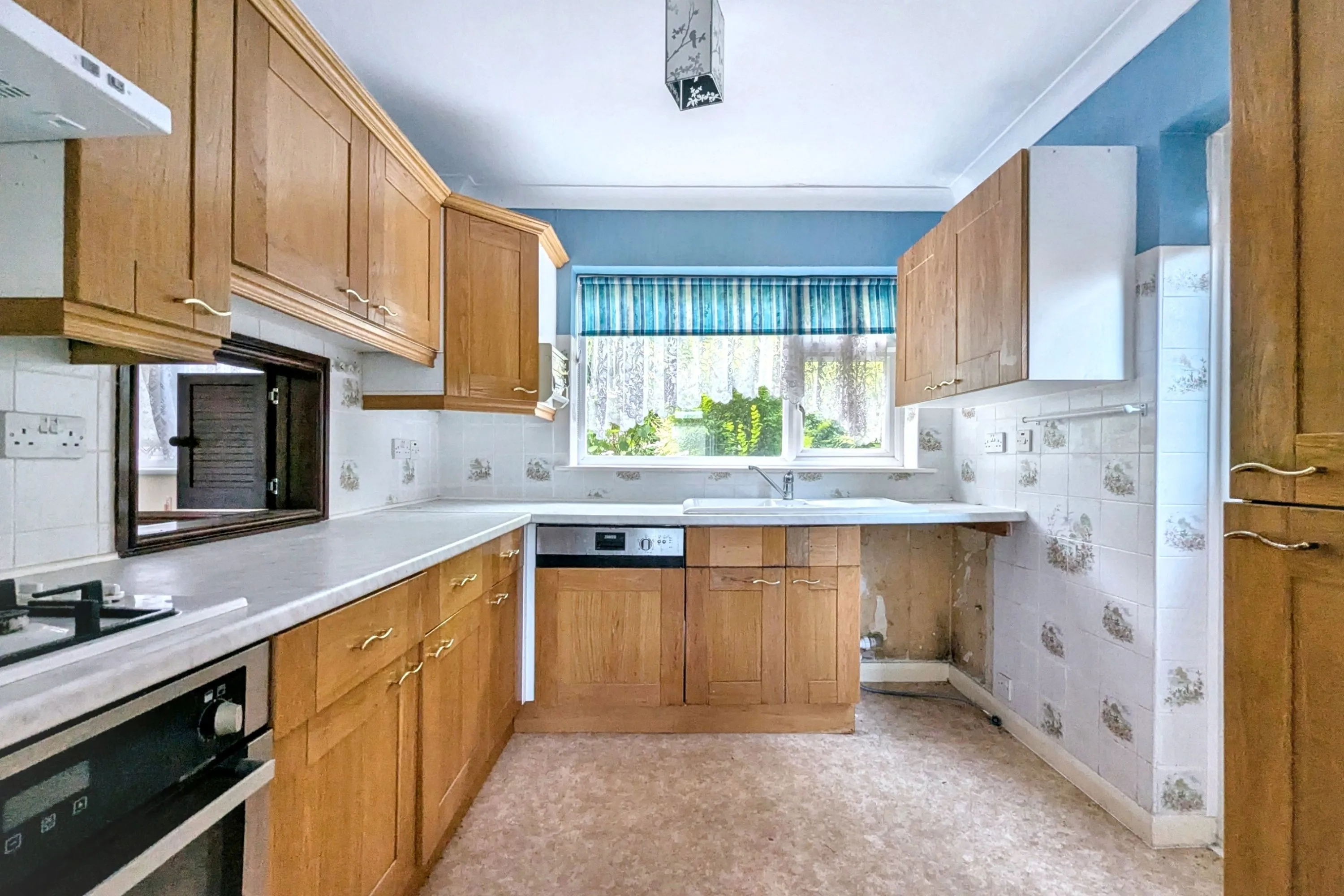 25 Linstead Road, Farnborough, Hampshire, GU14 9HH