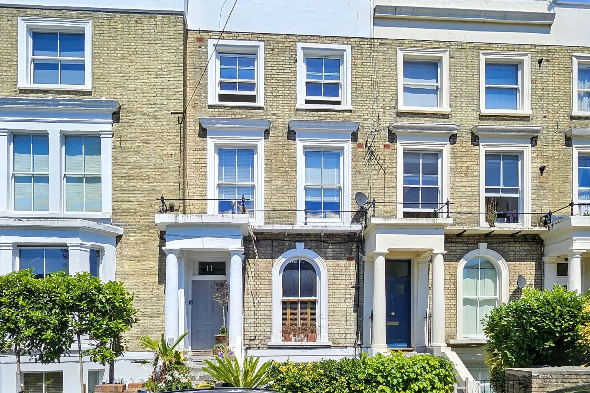 11a Stanlake Villas, London W12 7EX