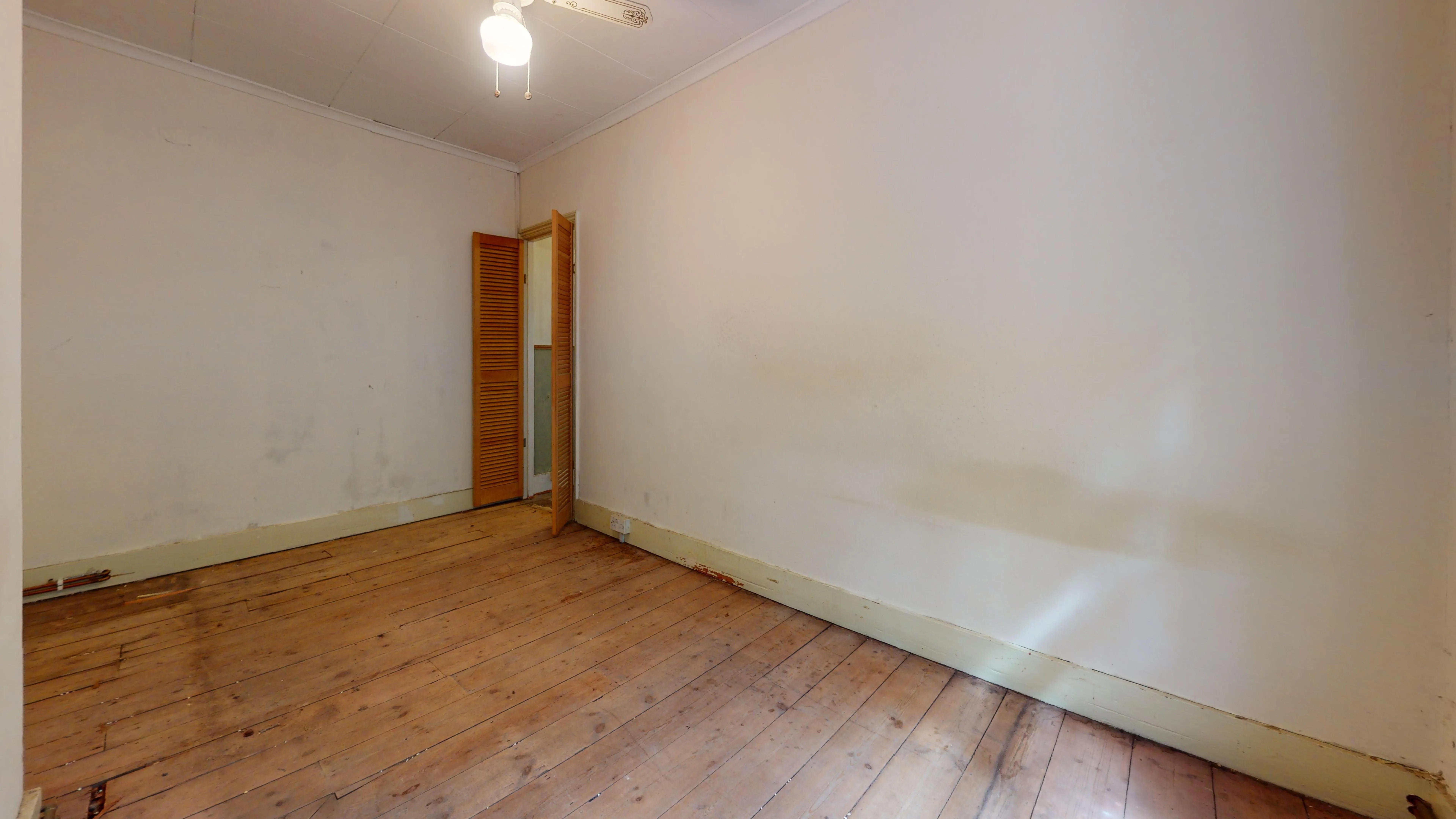 134 Peabody Cottages, Rosendale Road, Herne Hill, London, SE24 9DR