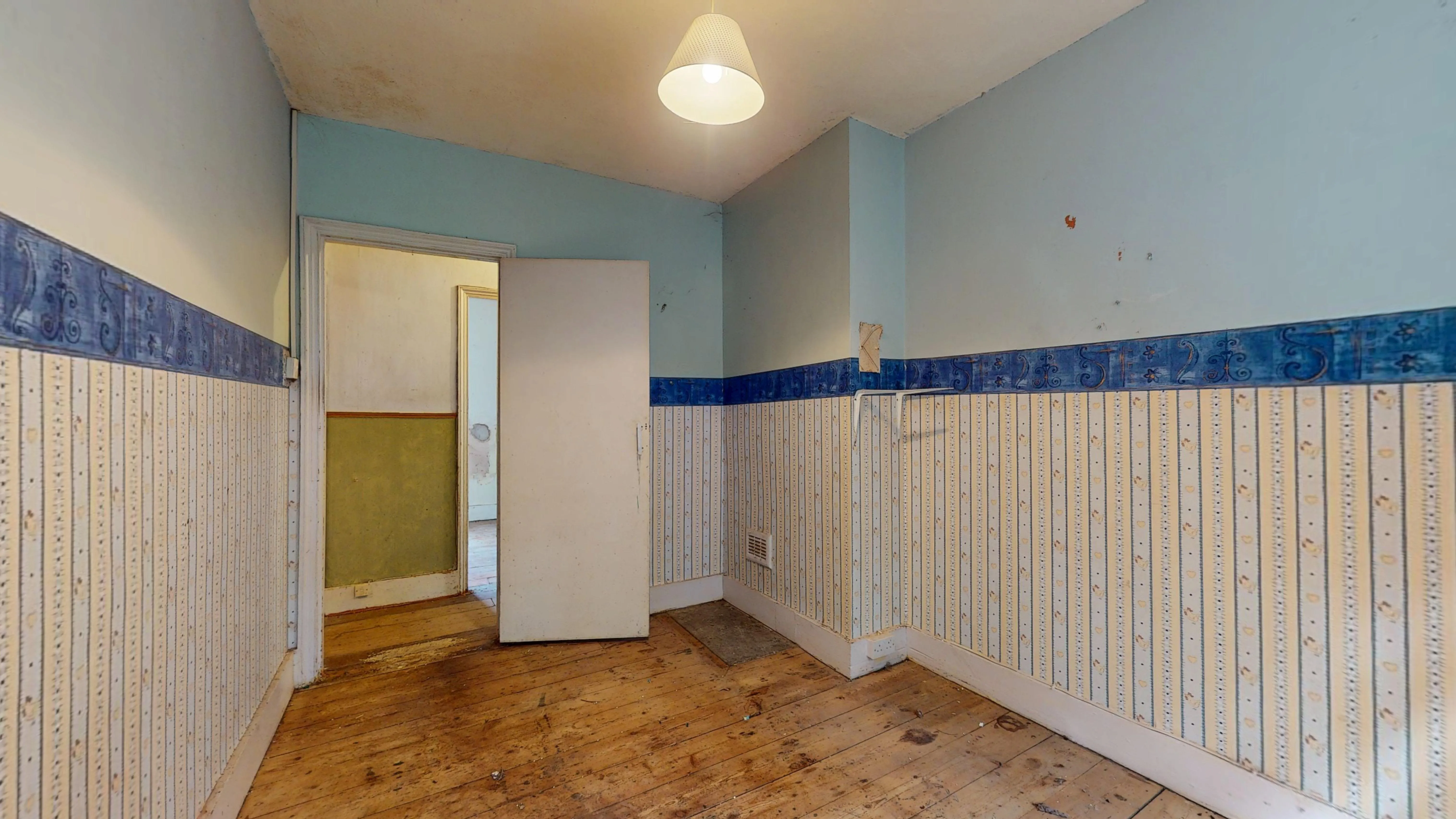 134 Peabody Cottages, Rosendale Road, Herne Hill, London, SE24 9DR