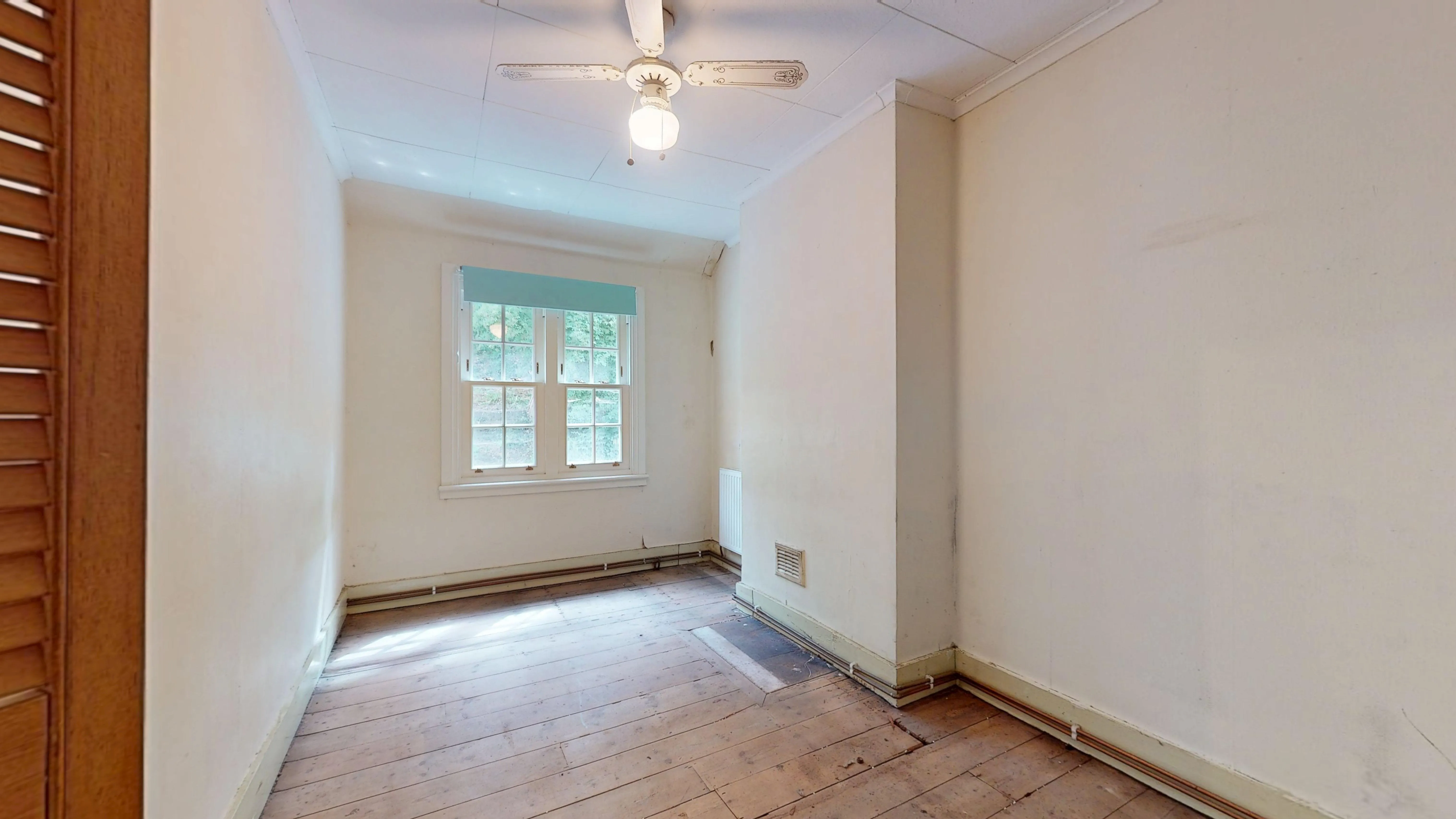 134 Peabody Cottages, Rosendale Road, Herne Hill, London, SE24 9DR