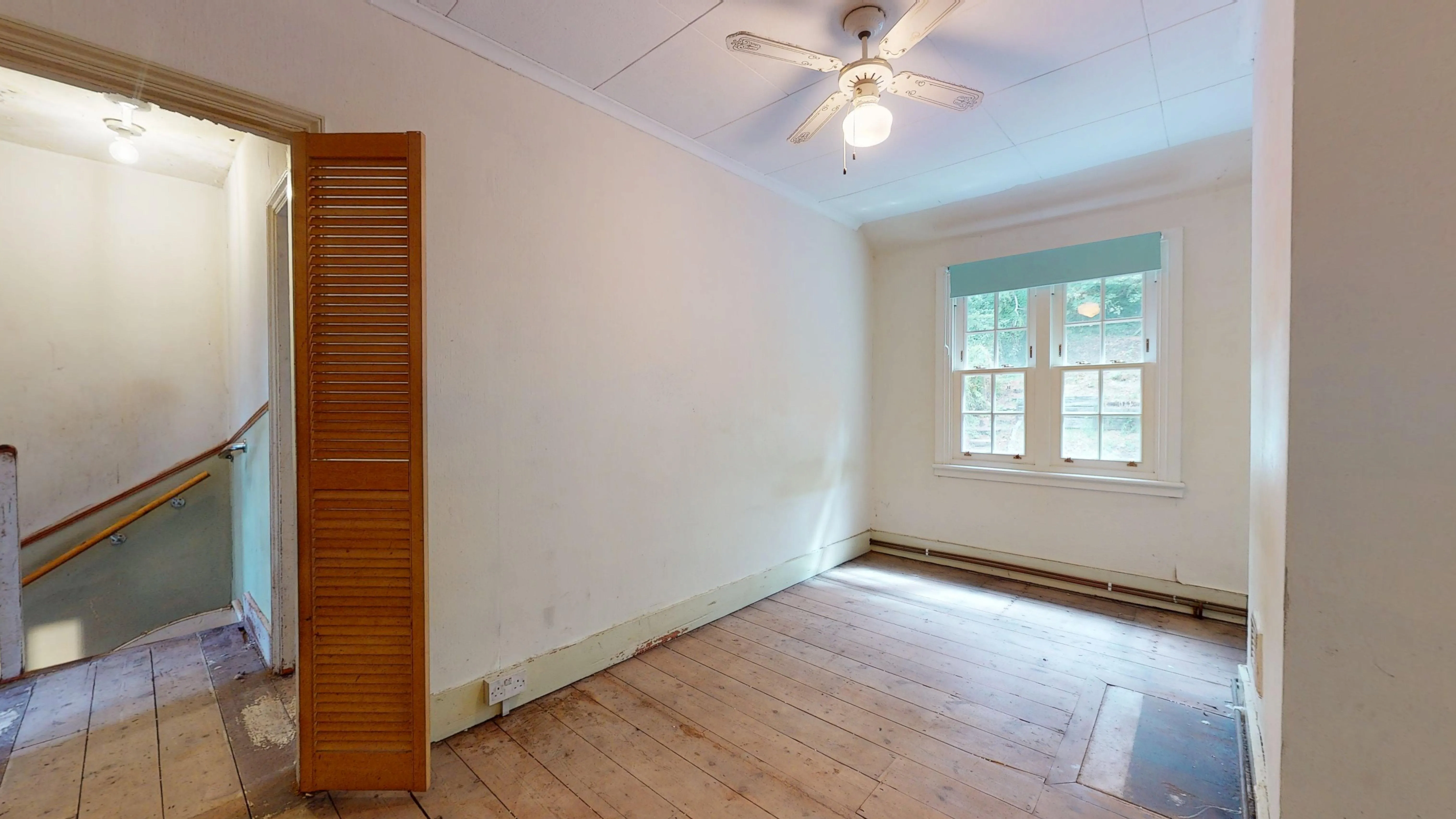 134 Peabody Cottages, Rosendale Road, Herne Hill, London, SE24 9DR