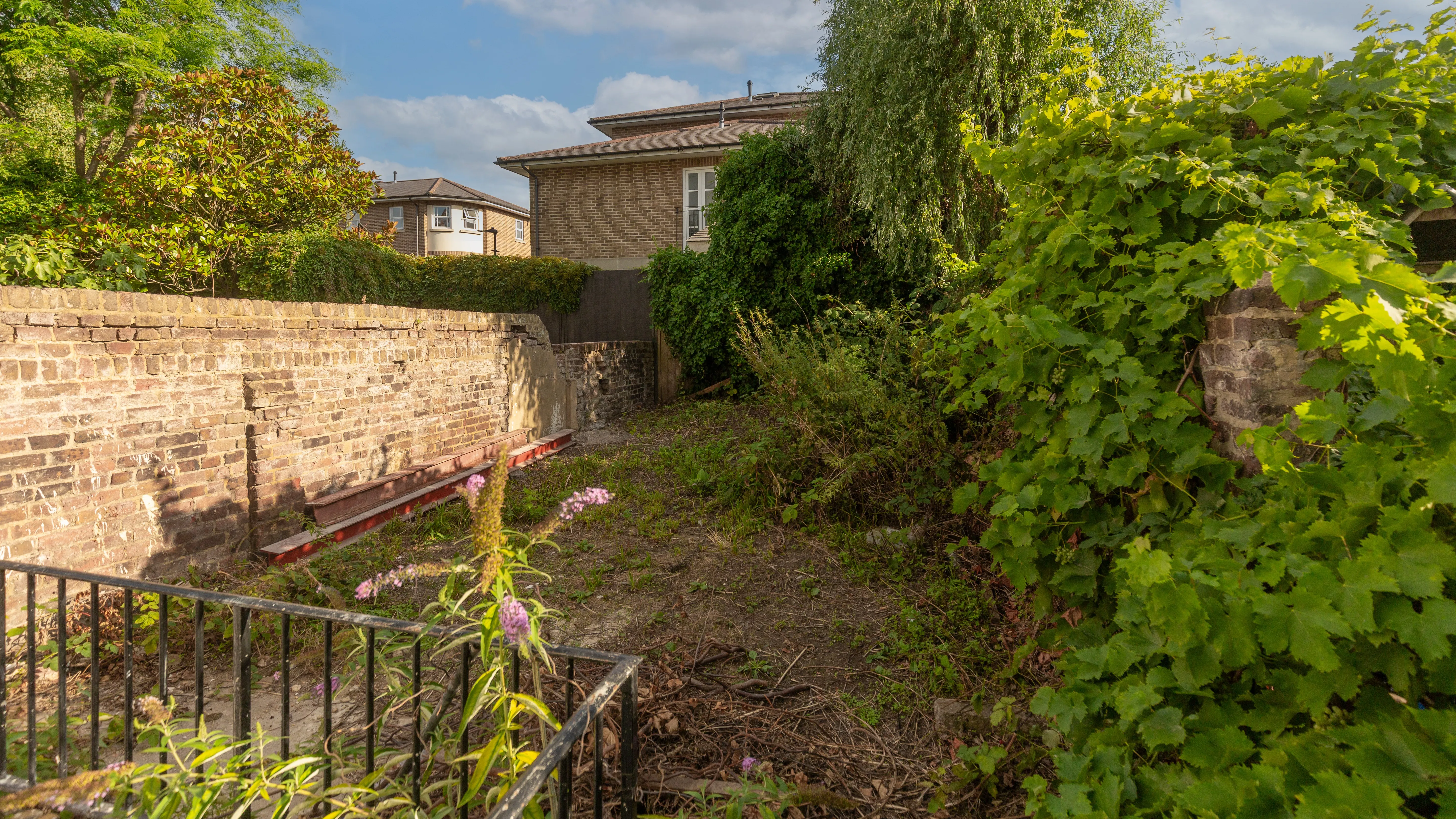 Flat A, 139 Balls Pond Road, Dalston, London, N1 4BG