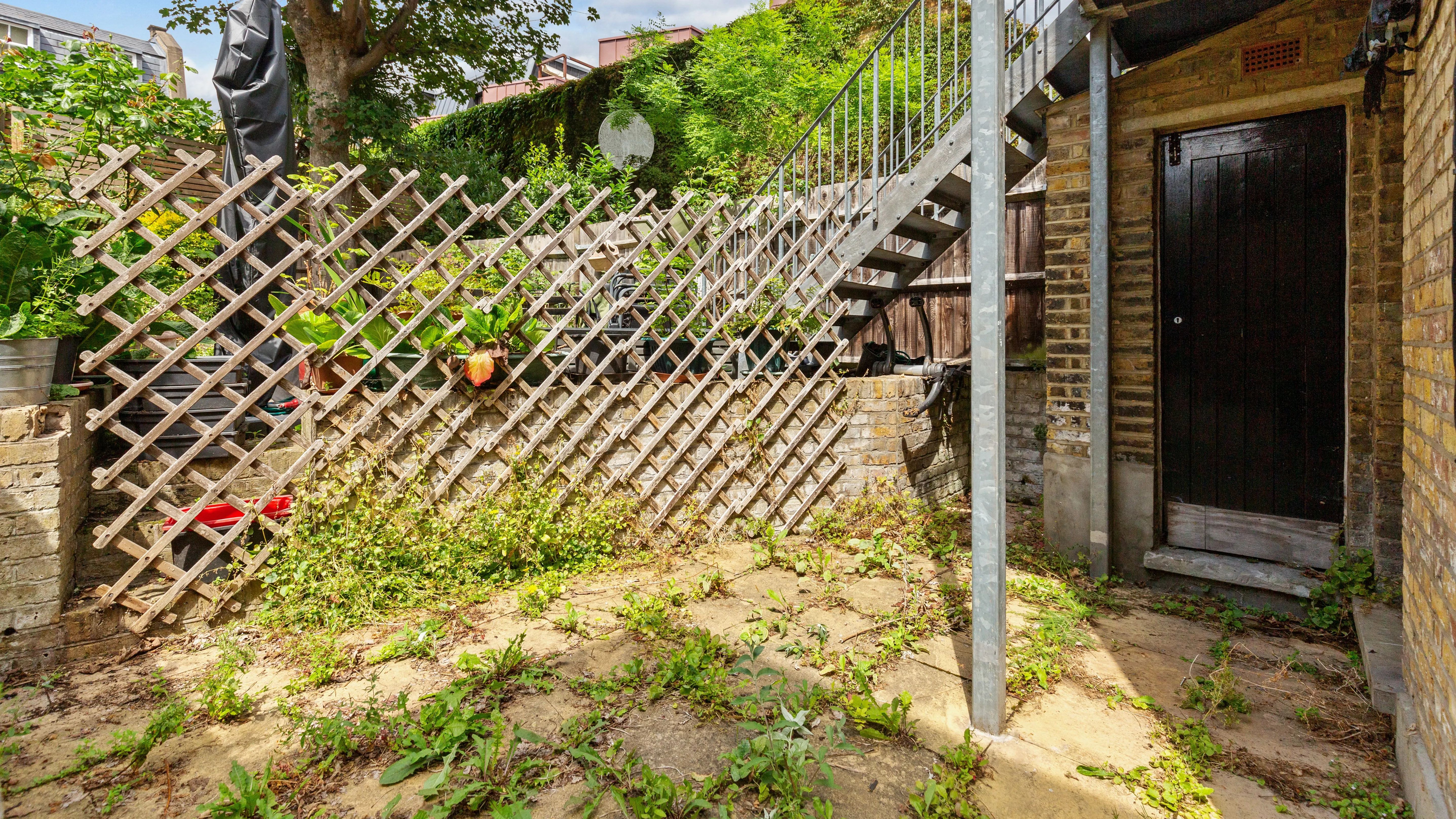 Flat A, 24 Atherfold Road, Clapham, London, SW9 9LW