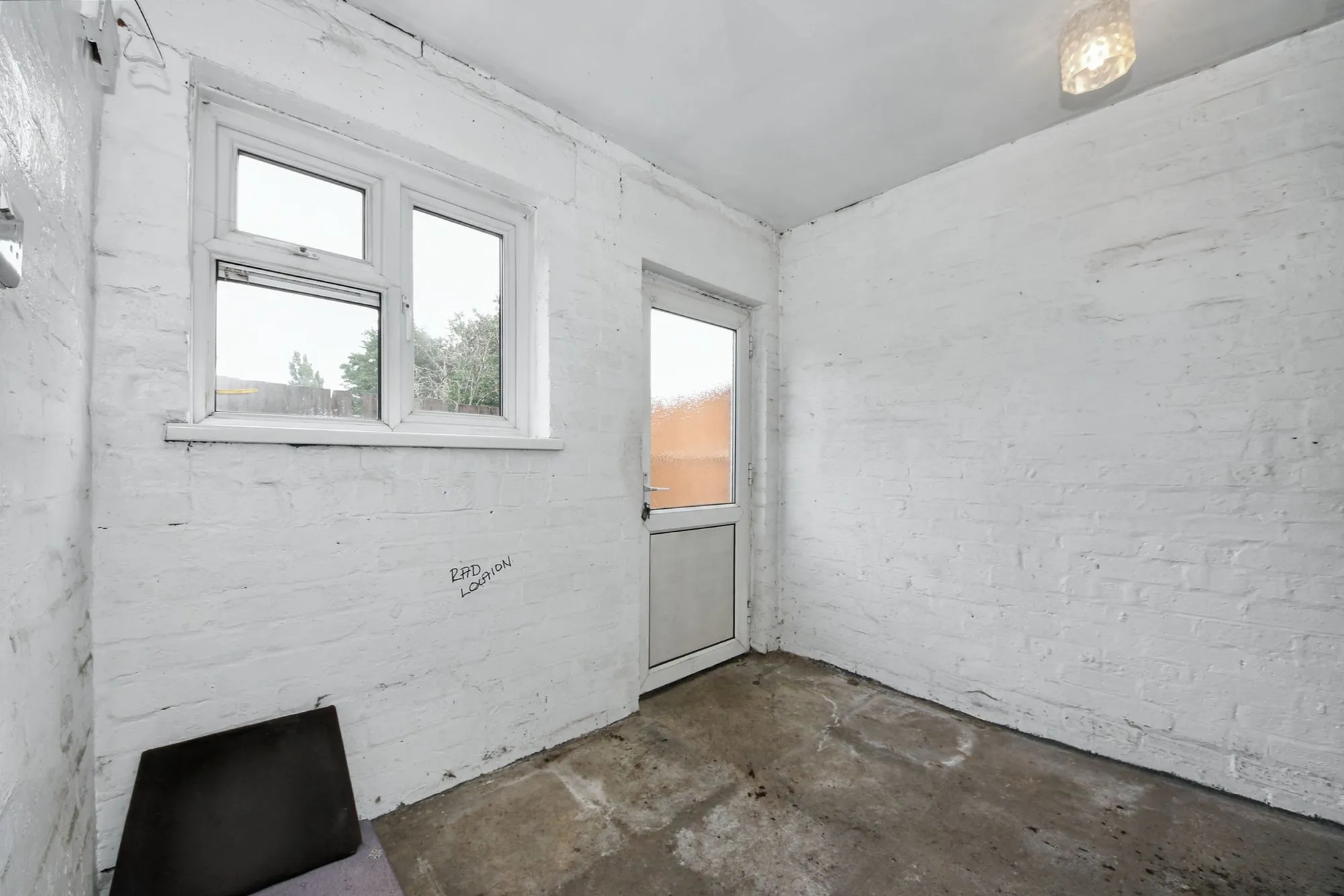 79 Darwin Road, Walsall WS2 7EP