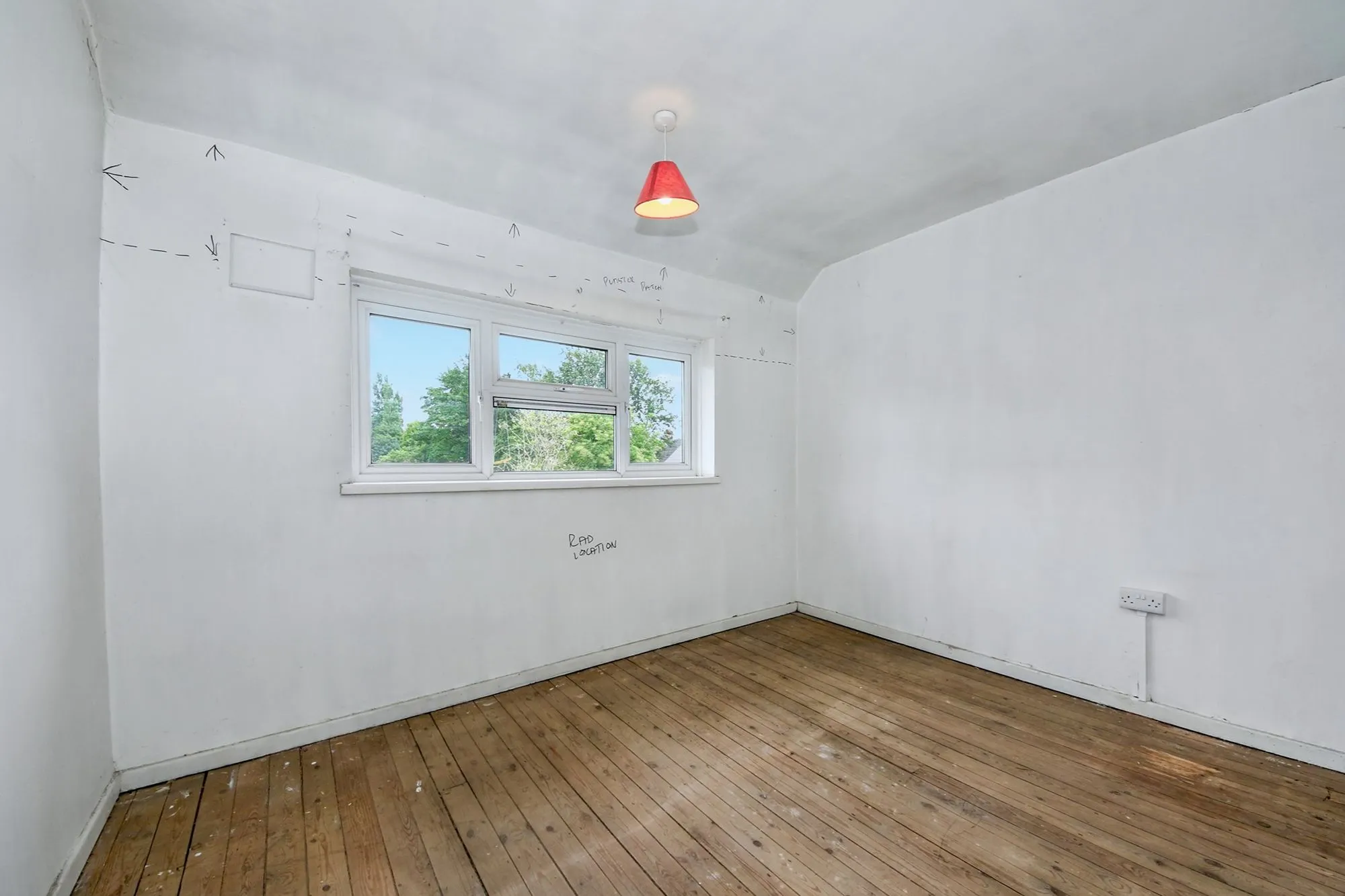 79 Darwin Road, Walsall WS2 7EP