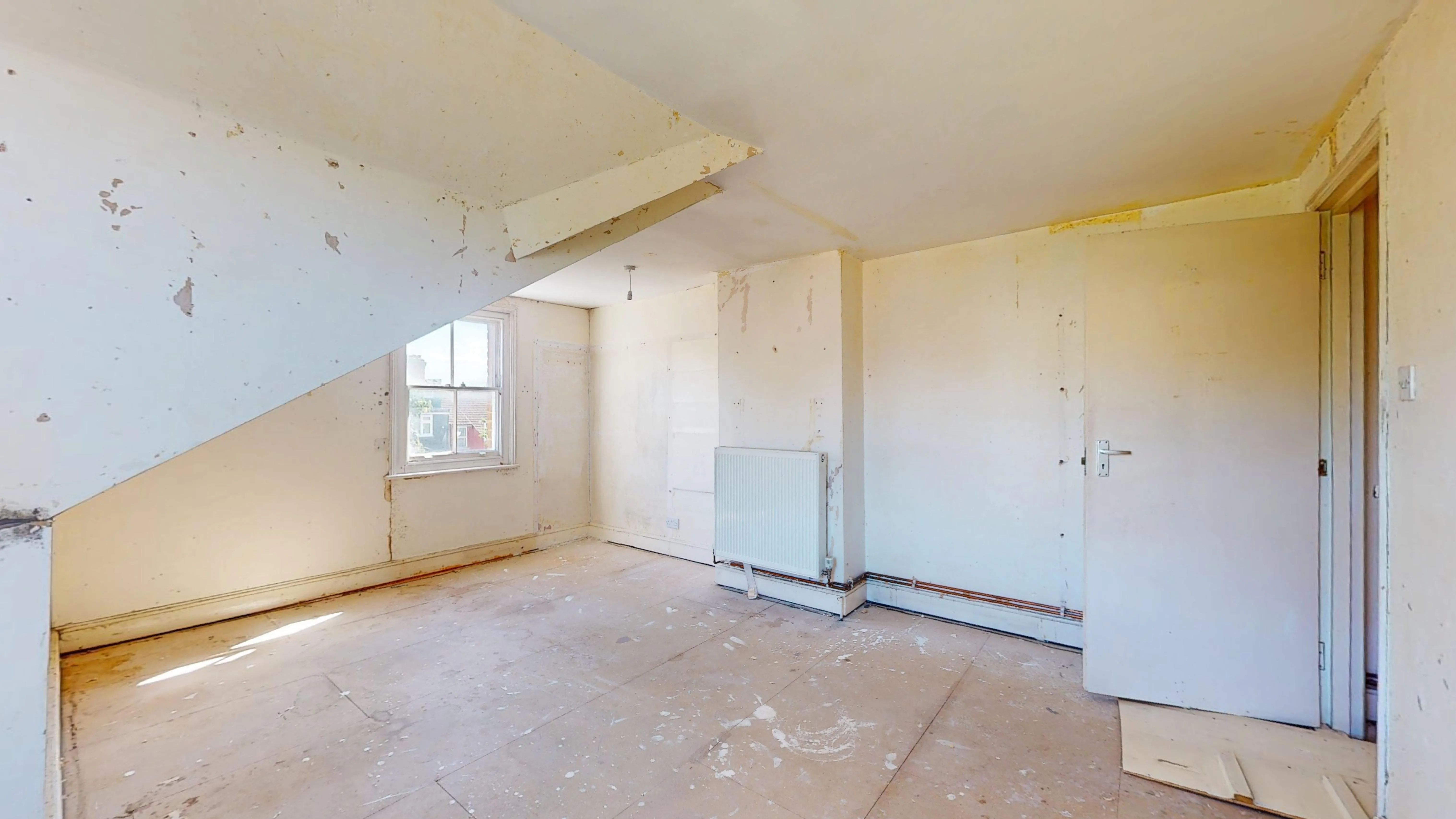 Flat C, 1 Linthorpe Road, Stamford Hill, London, N16 5RE