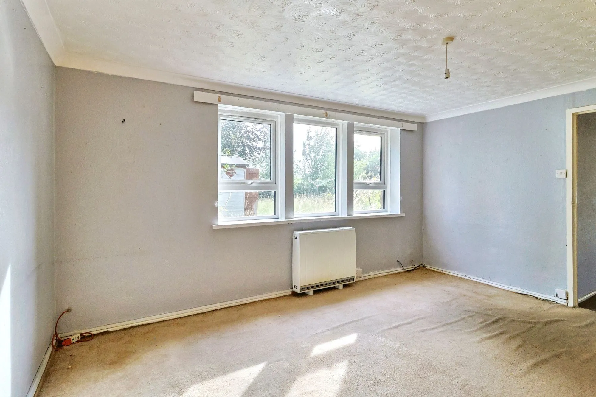 57 Thurlocks, Tintinhull, Yeovil, Somerset, BA22 8QE