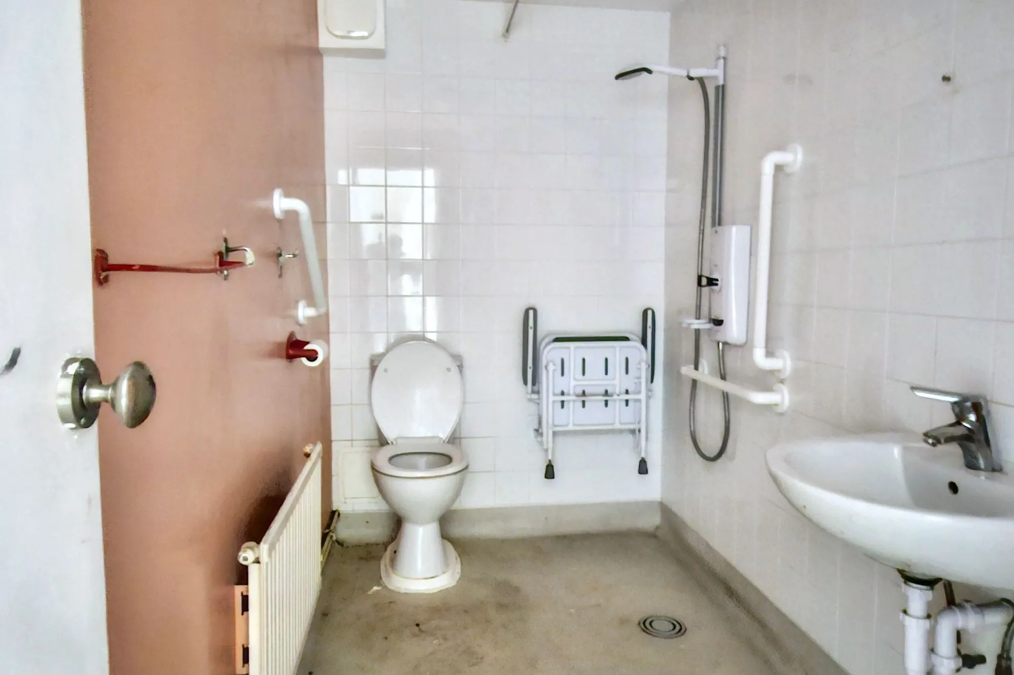 11a Stanlake Villas, London W12 7EX