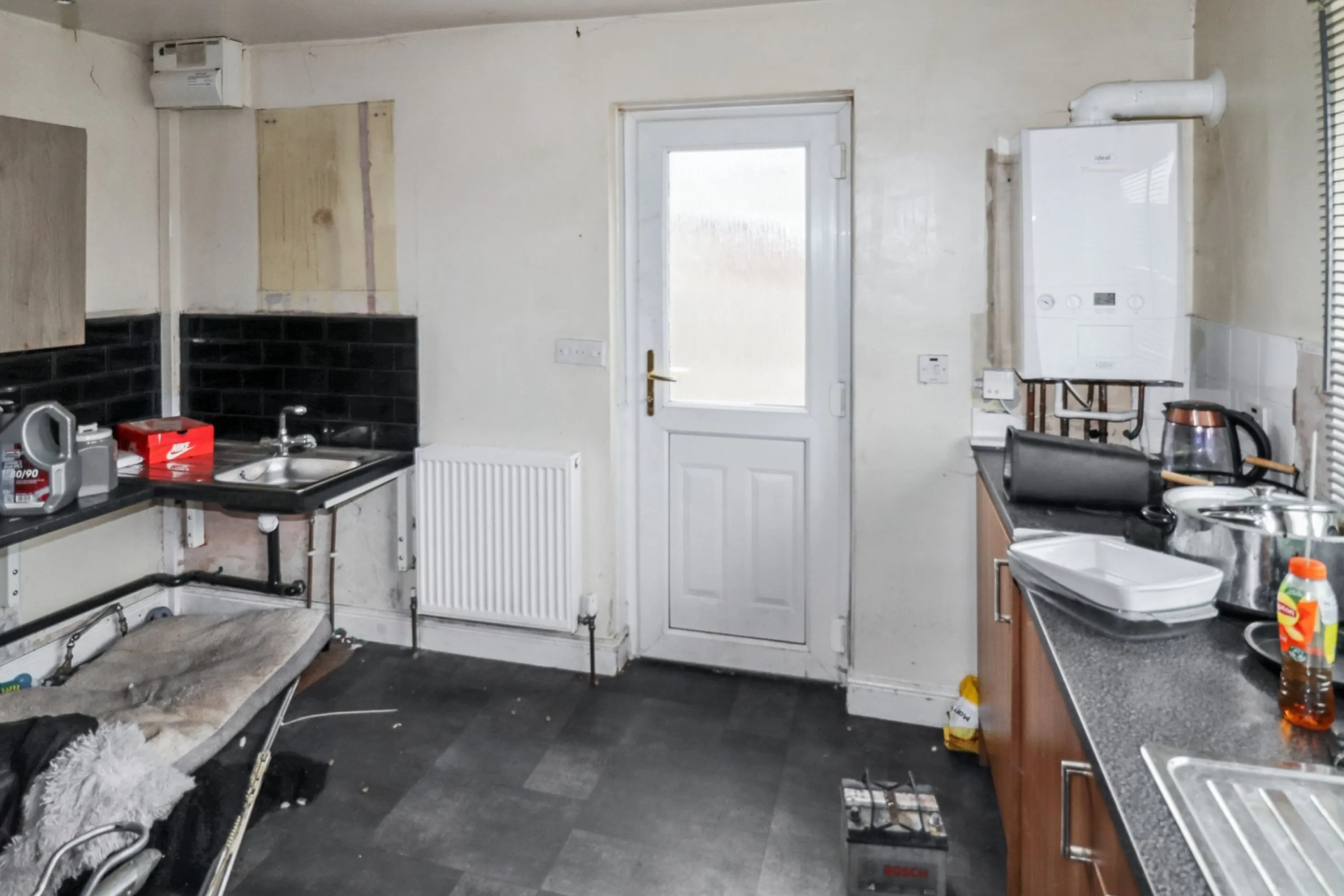 68 New Park Road, Queensbury, Bradford, BD13 1PP