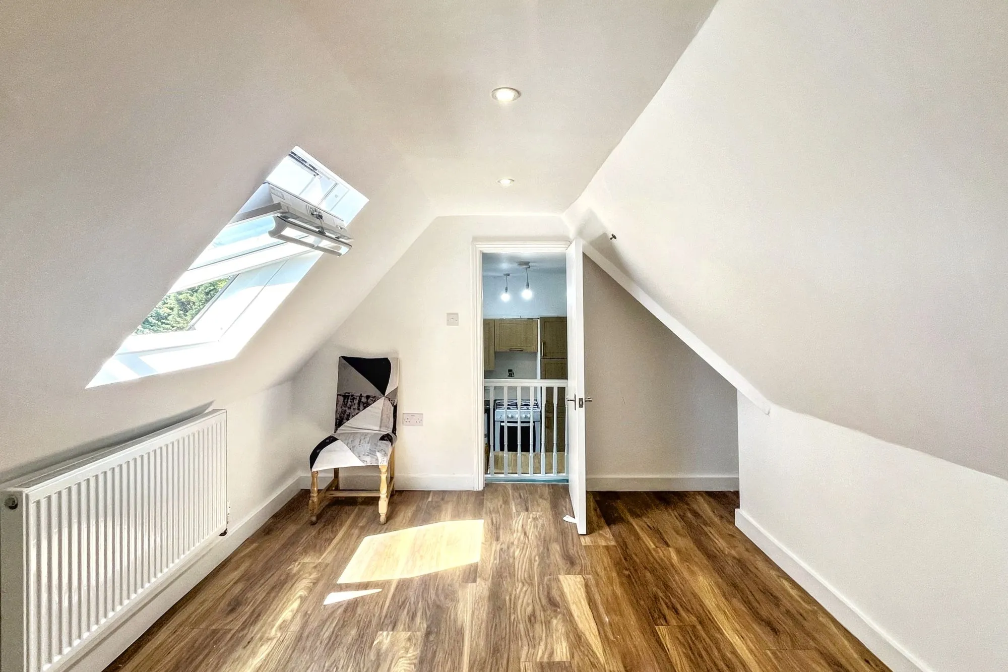 Flat 4A, 23 Burnt Ash Lane, Bromley, Kent, BR1 4DJ
