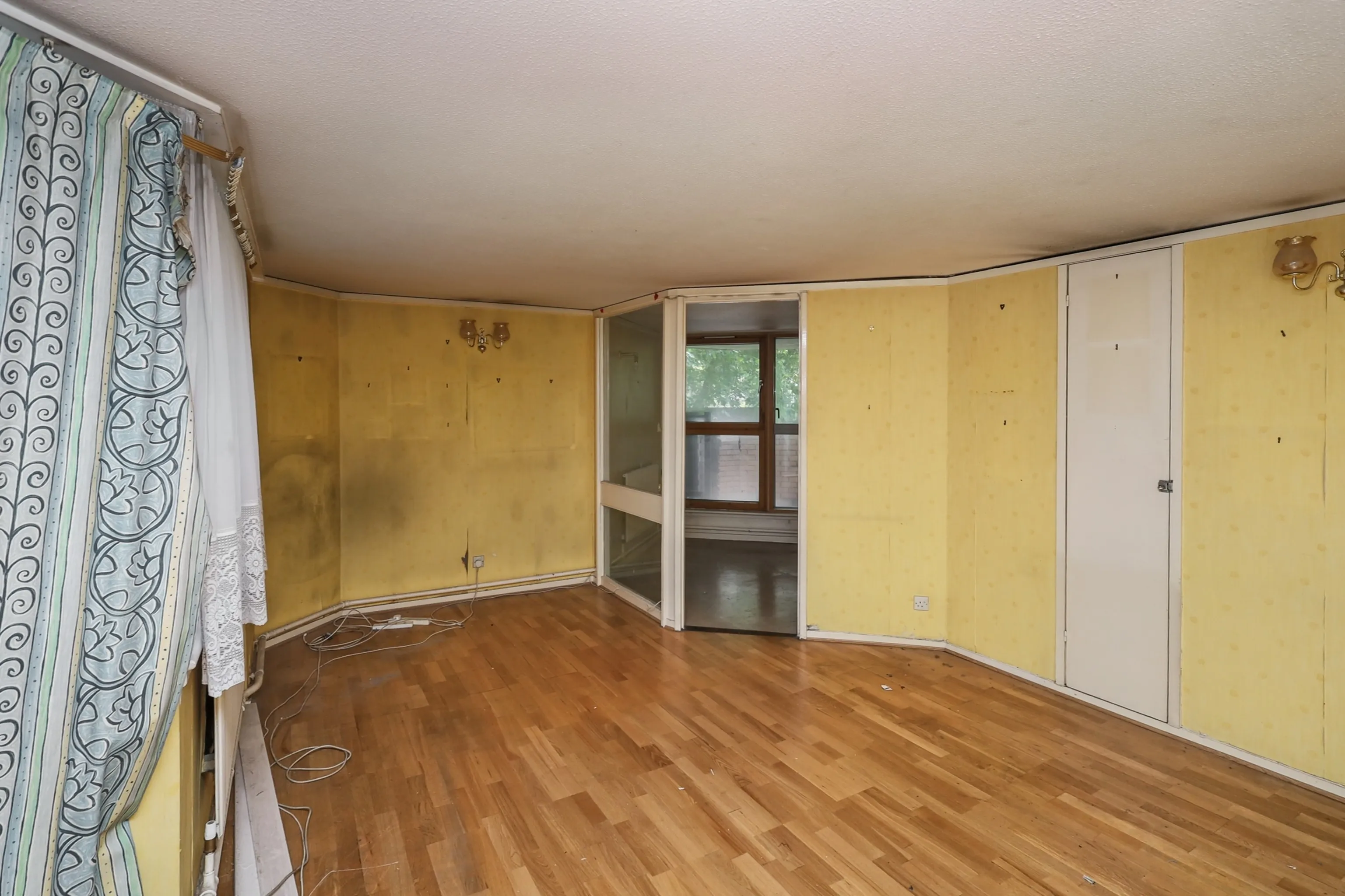 11 Whistler Walk, World's End Estate, Chelsea, London, SW10 0EP