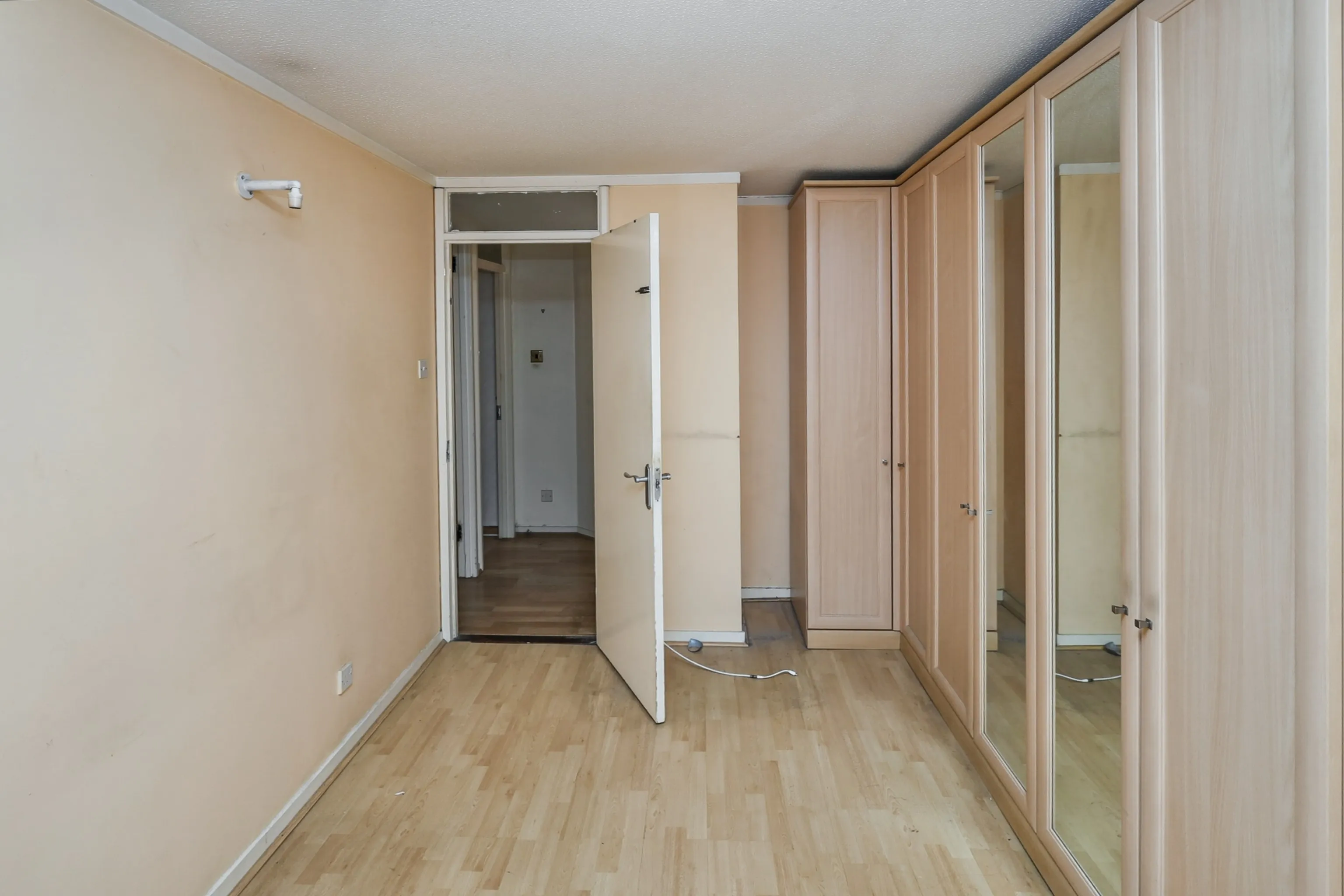 11 Whistler Walk, World's End Estate, Chelsea, London, SW10 0EP