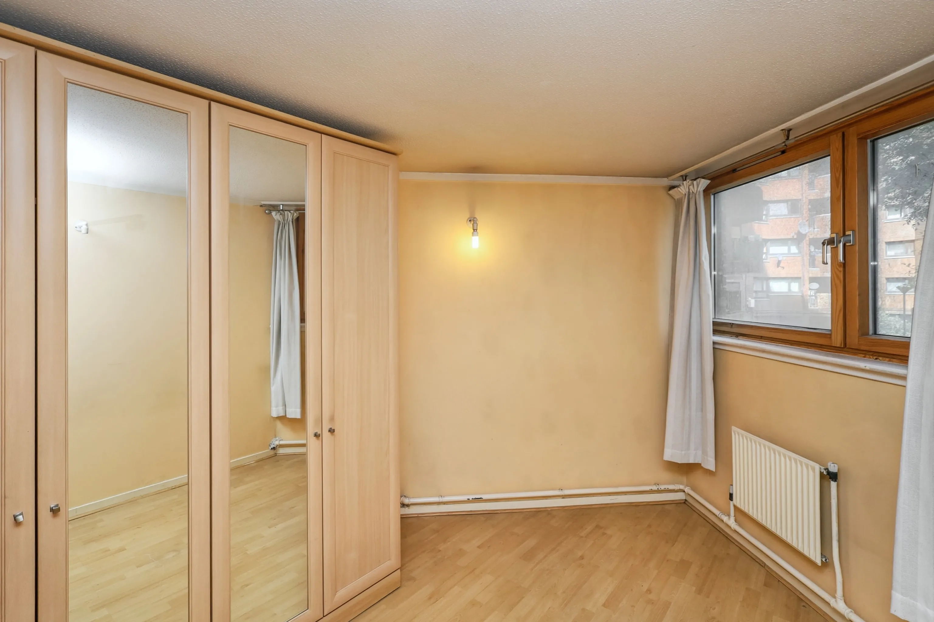11 Whistler Walk, World's End Estate, Chelsea, London, SW10 0EP