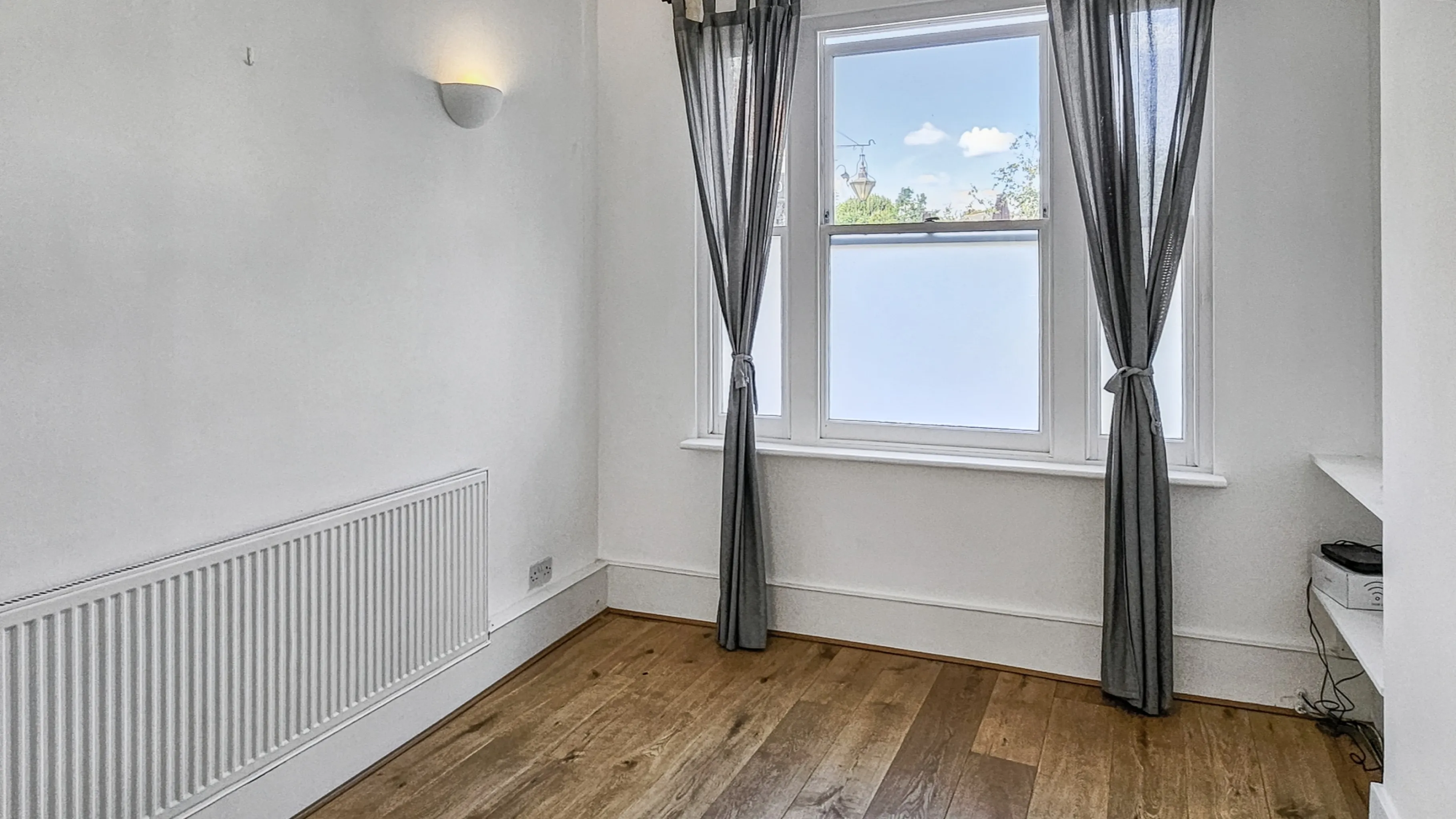 Flat 1, 3 Becklow Road, Shepherds Bush, London W12 9ER