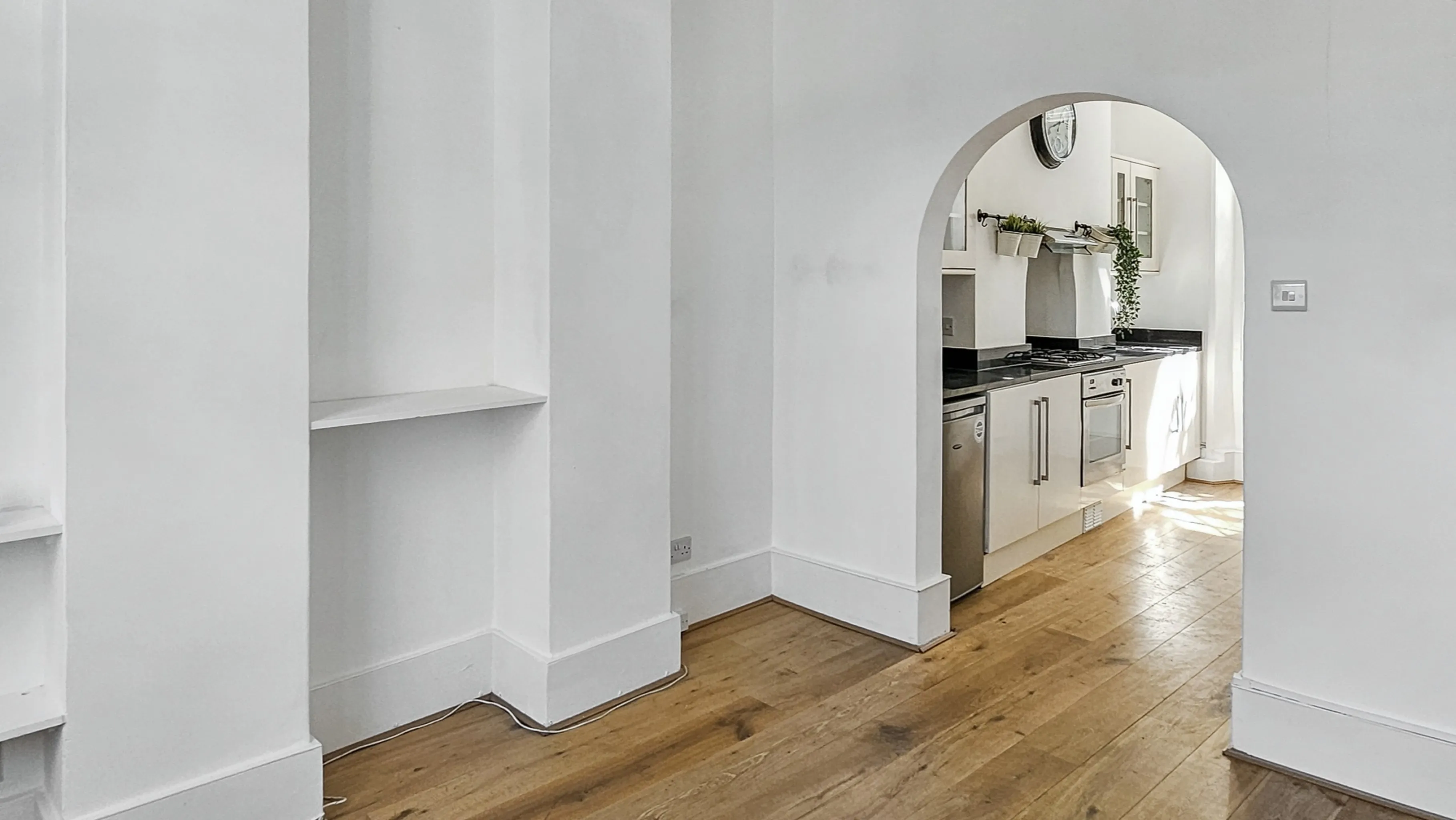 Flat 1, 3 Becklow Road, Shepherds Bush, London W12 9ER