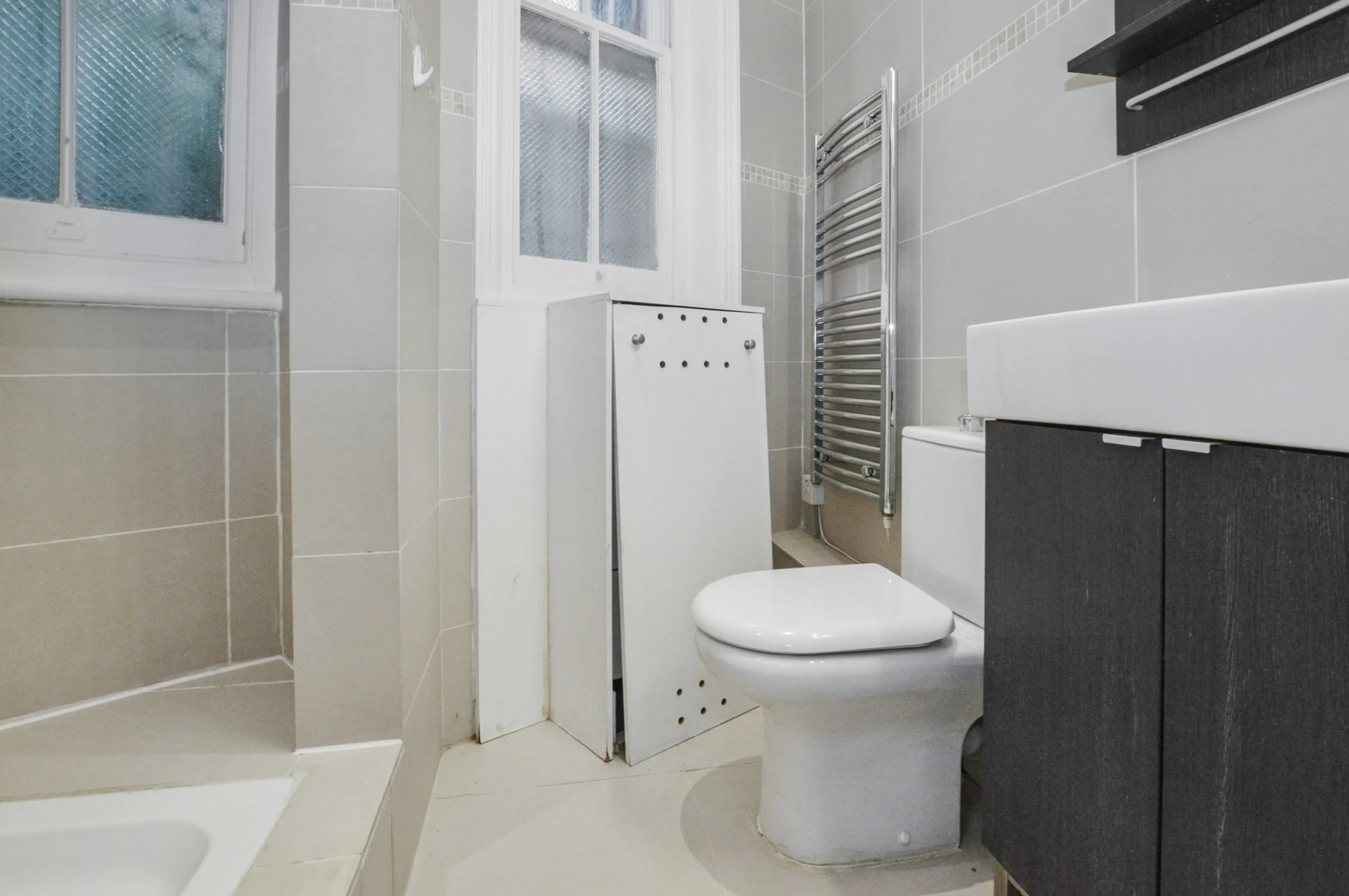 7 Burgess Park Mansions, Fortune Green Road, West Hampstead, London, NW6 1DP