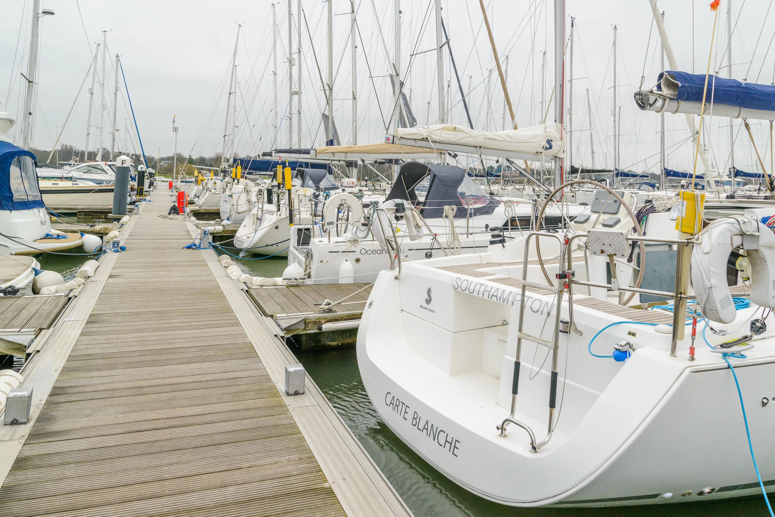 27 Crowsport, Hamble, Hampshire, SO31 4HG