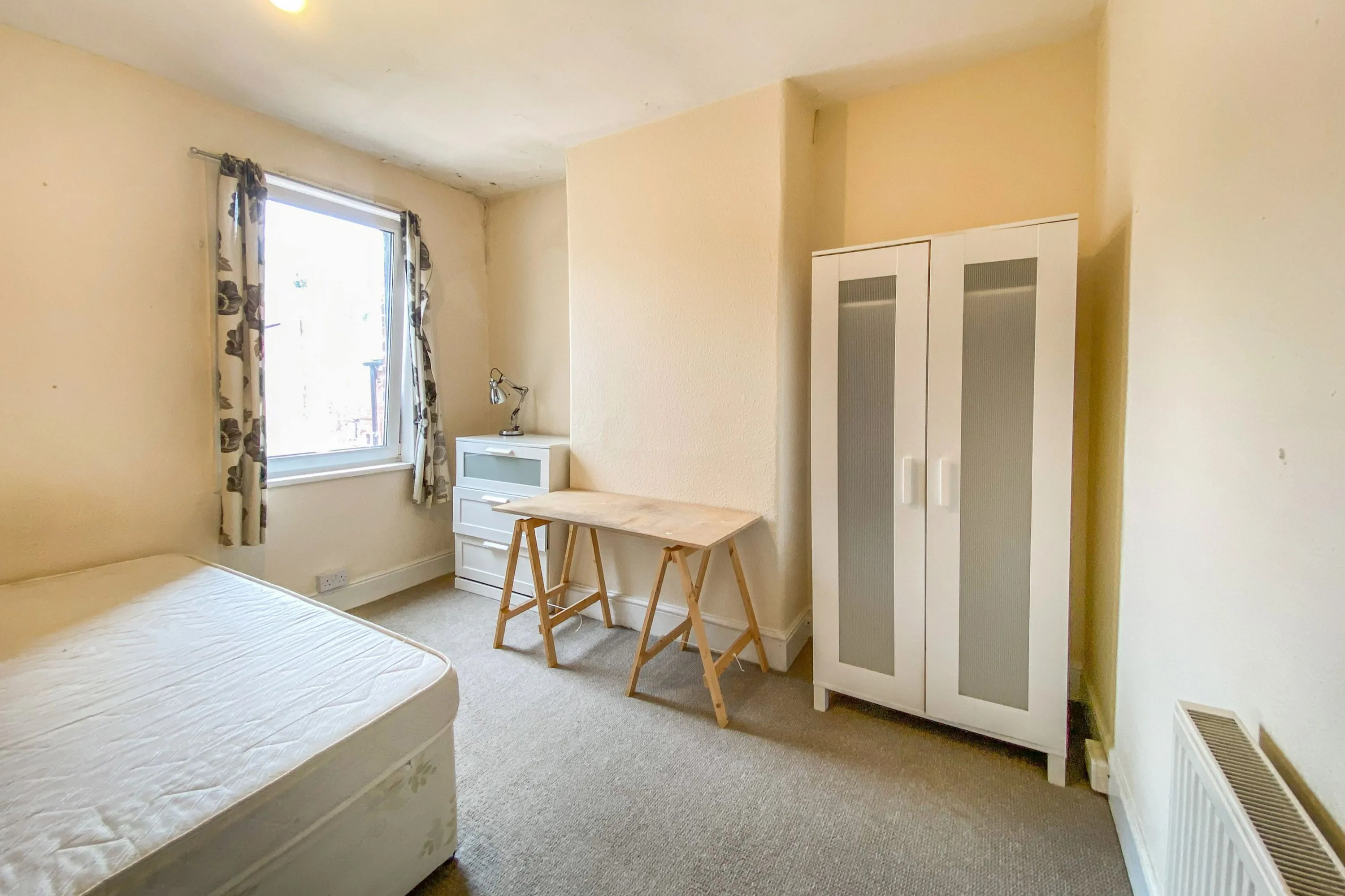 126 Pinhoe Road, Exeter EX4 7HJ