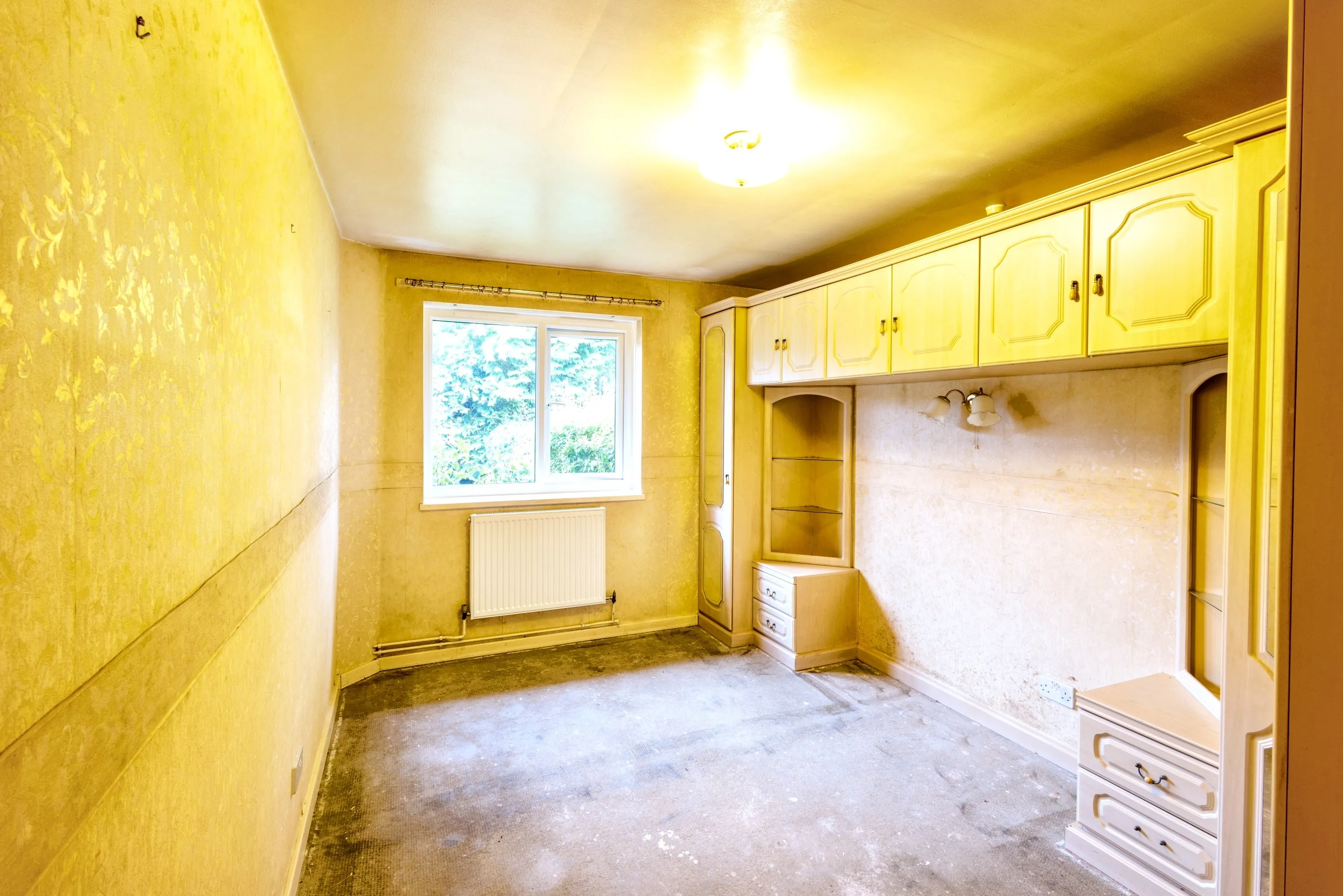 6 Blackbird Gardens, Bradford, West Yorkshire, BD8 0NH