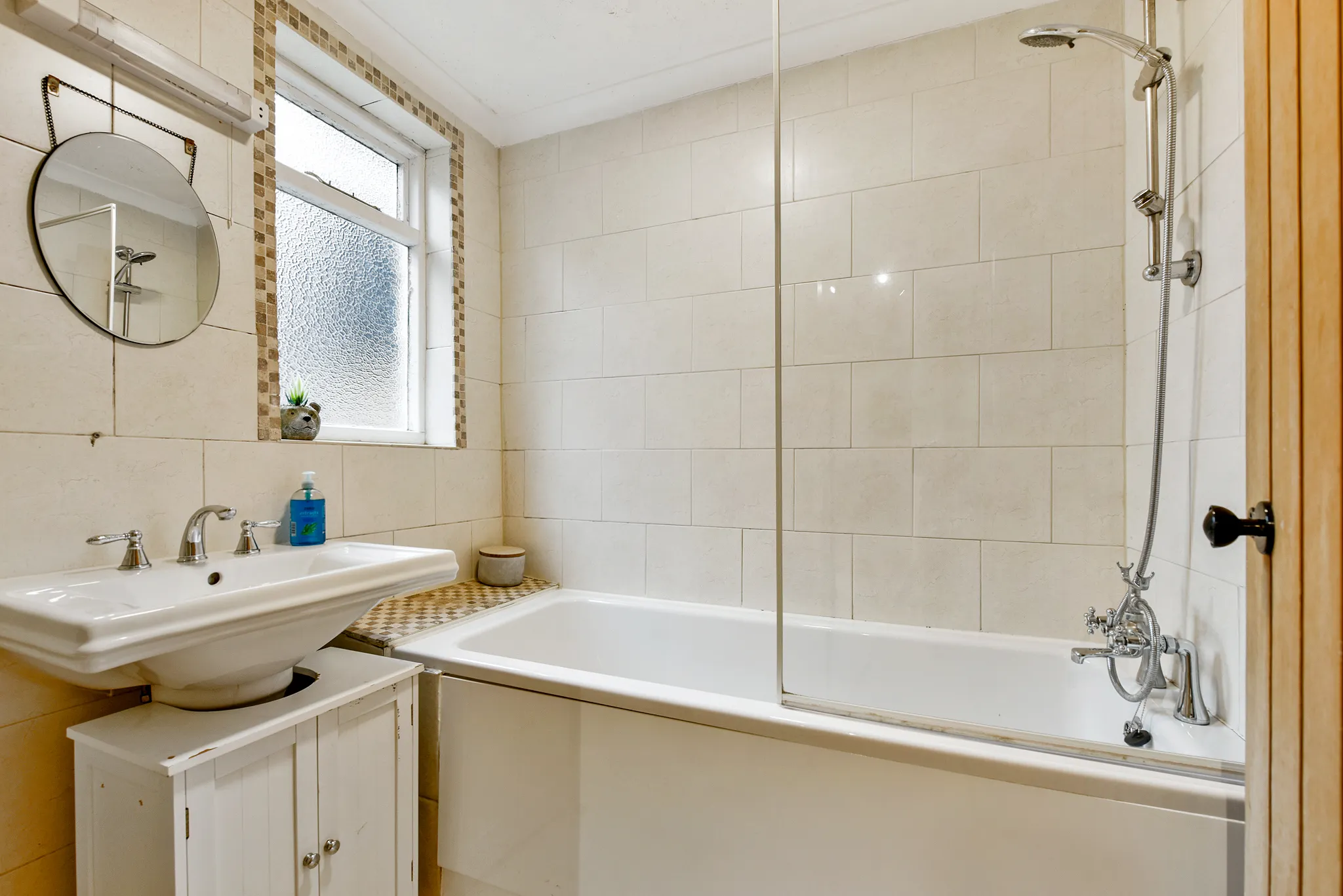 24 Bridgewater Terrace, Windsor, Berkshire, SL4 1RB