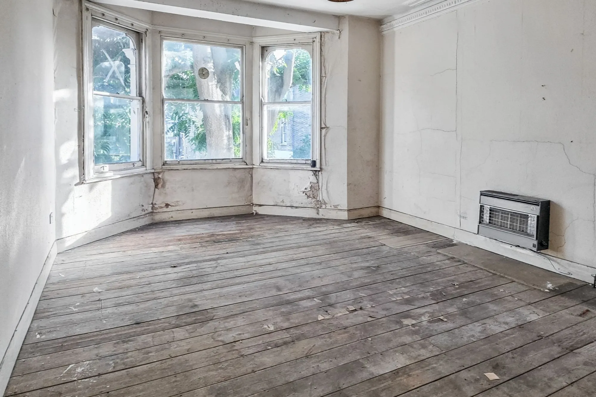 81b Edith Road, Hammersmith, London W14 0TJ