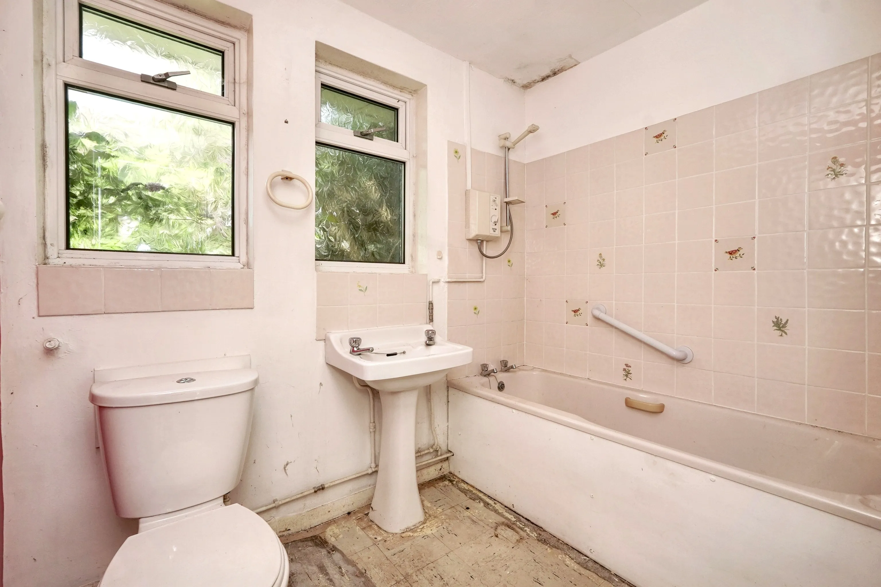 2 The Freedown, St Margaret's at Cliffe, Dover CT15 6BD