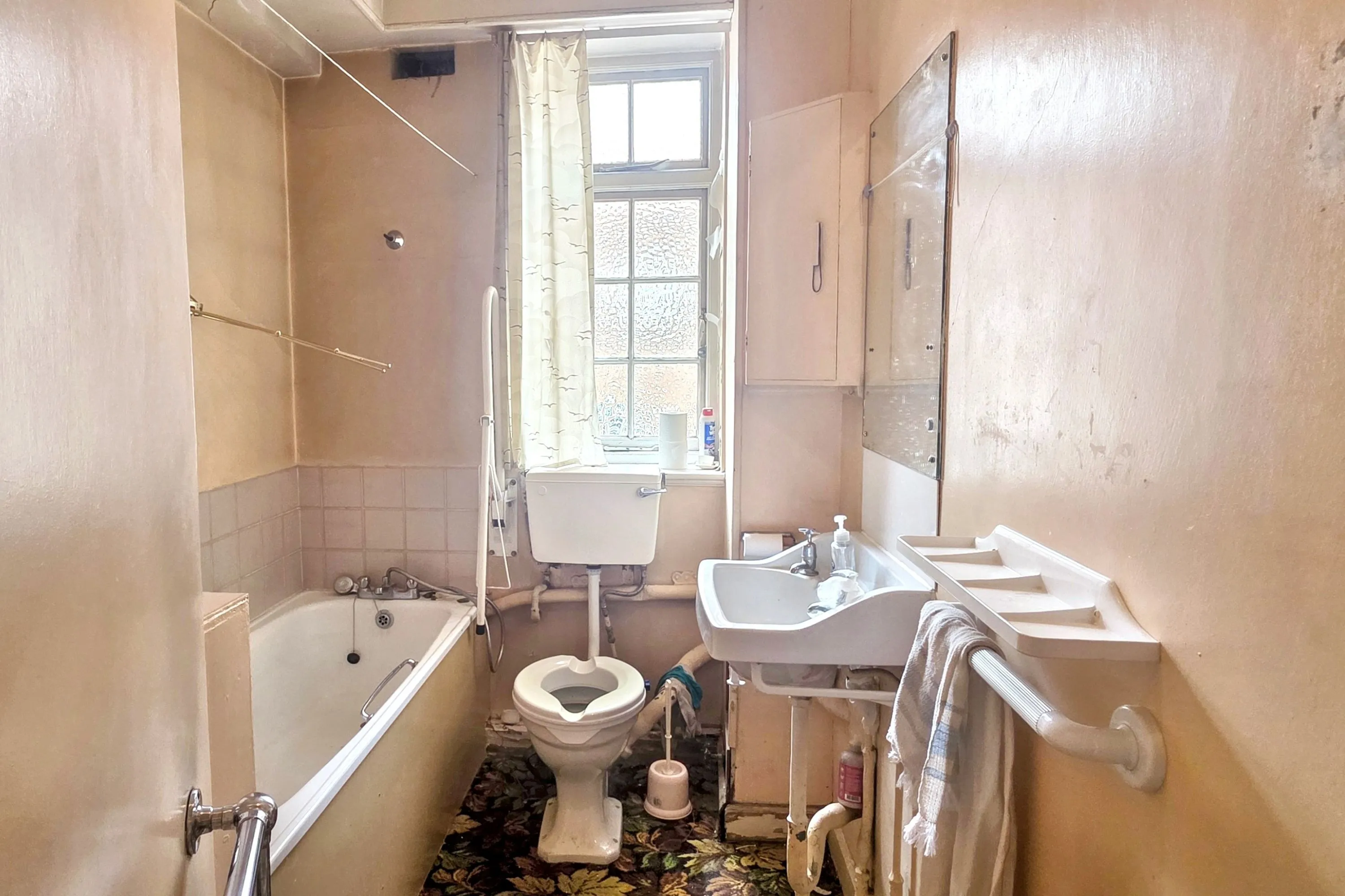 Flat 5 Ashley Court, Morpeth Terrace, London,  SW1P 1EN