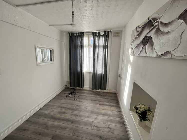 80 Woodway Lane, Coventry CV2 2EJ