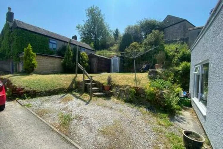 15 Rise End, Middleton, Matlock, Derbyshire DE4 4LS