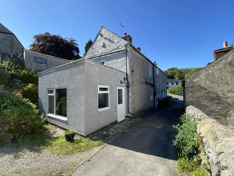 15 Rise End, Middleton, Matlock, Derbyshire DE4 4LS