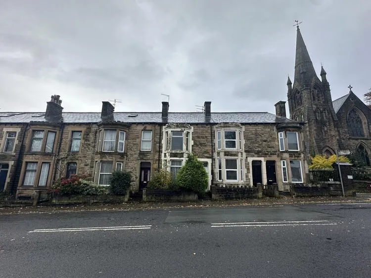 91 Church Street, Padiham, Burnley BB12 8JH