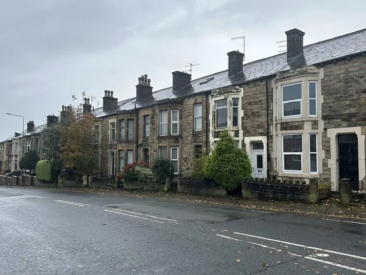 91 Church Street, Padiham, Burnley BB12 8JH