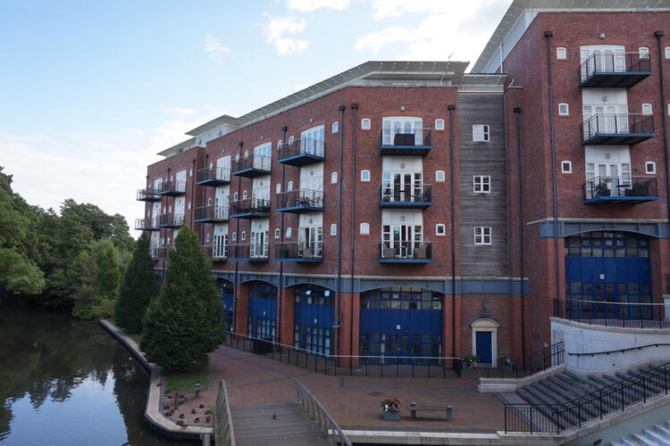 142 Waterside Heights, Waterside, Dickens Heath, Solihull B90 1UD