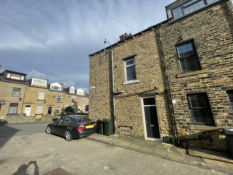 2 Lark Street, Keighley BD21 2EJ