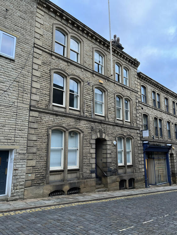 22 Bond Street, Dewsbury WF13 1AU